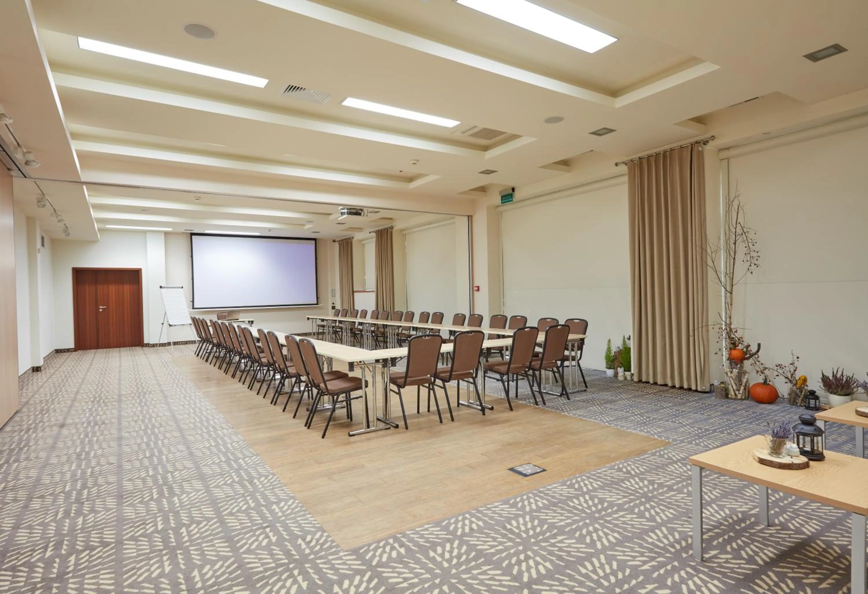 People in Hotel Zbójnicówka