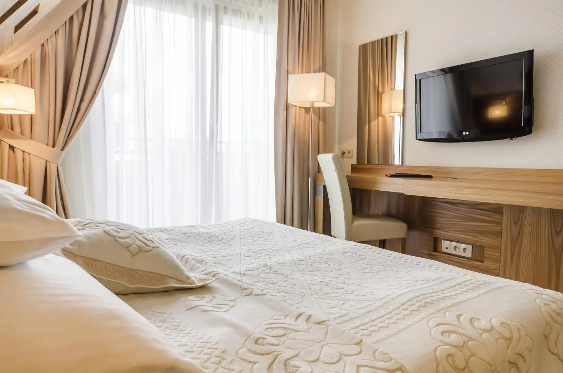 Double Room in Hotel Zbójnicówka Double Room in Hotel Zbójnicówka