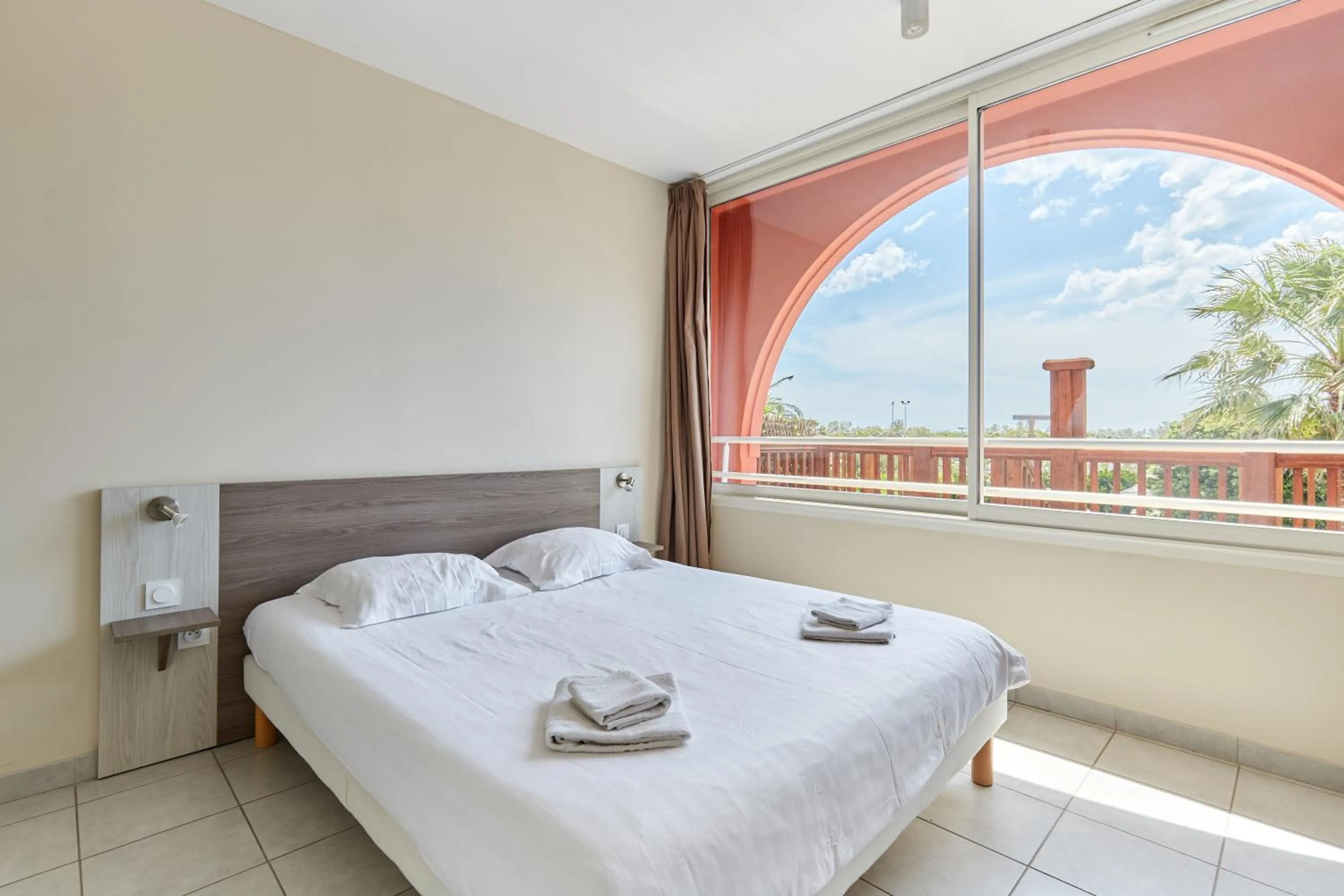 Bed in Résidence Odalys Du Golfe