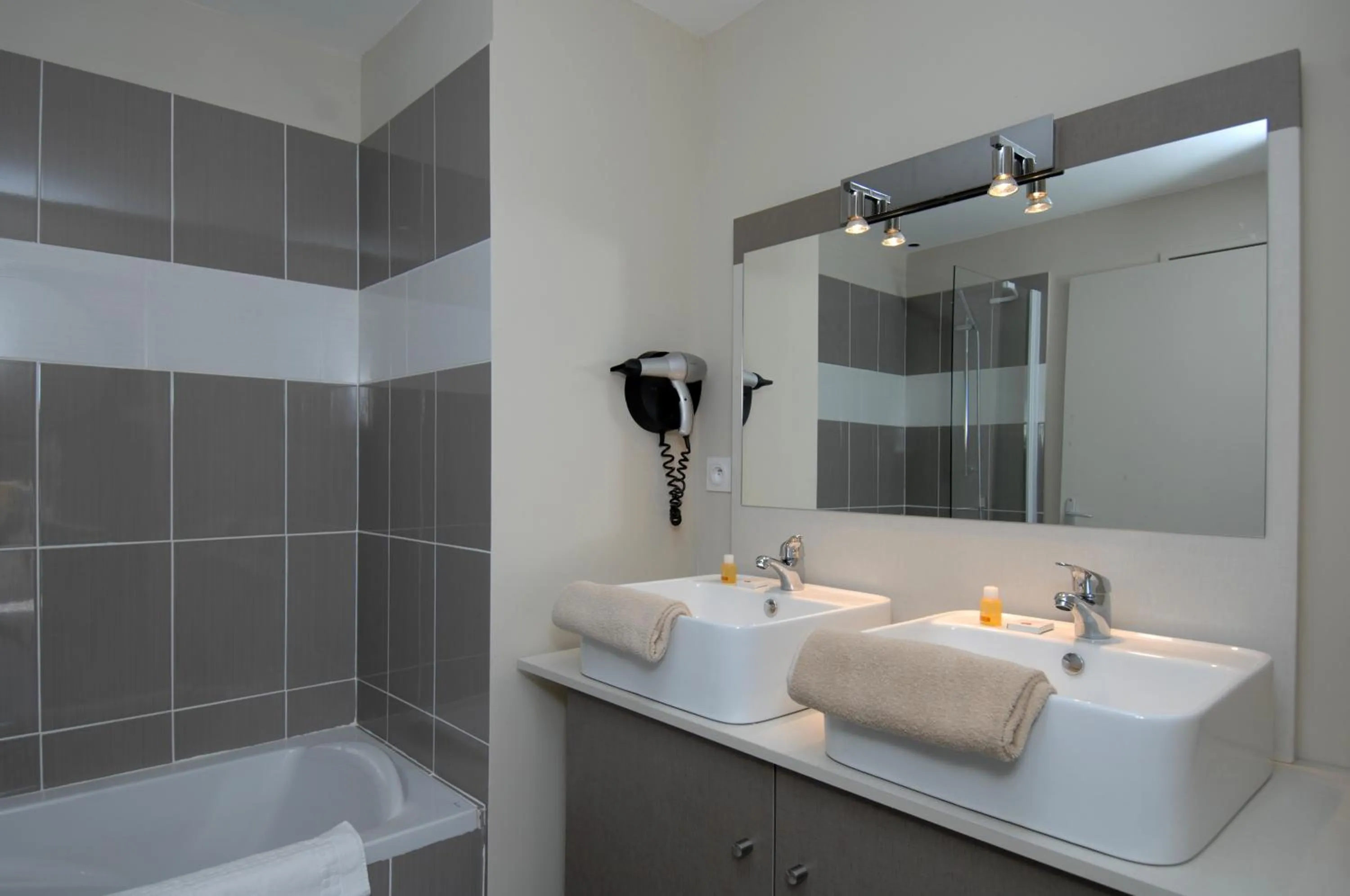 One-Bedroom Apartment in Résidence Odalys Du Golfe