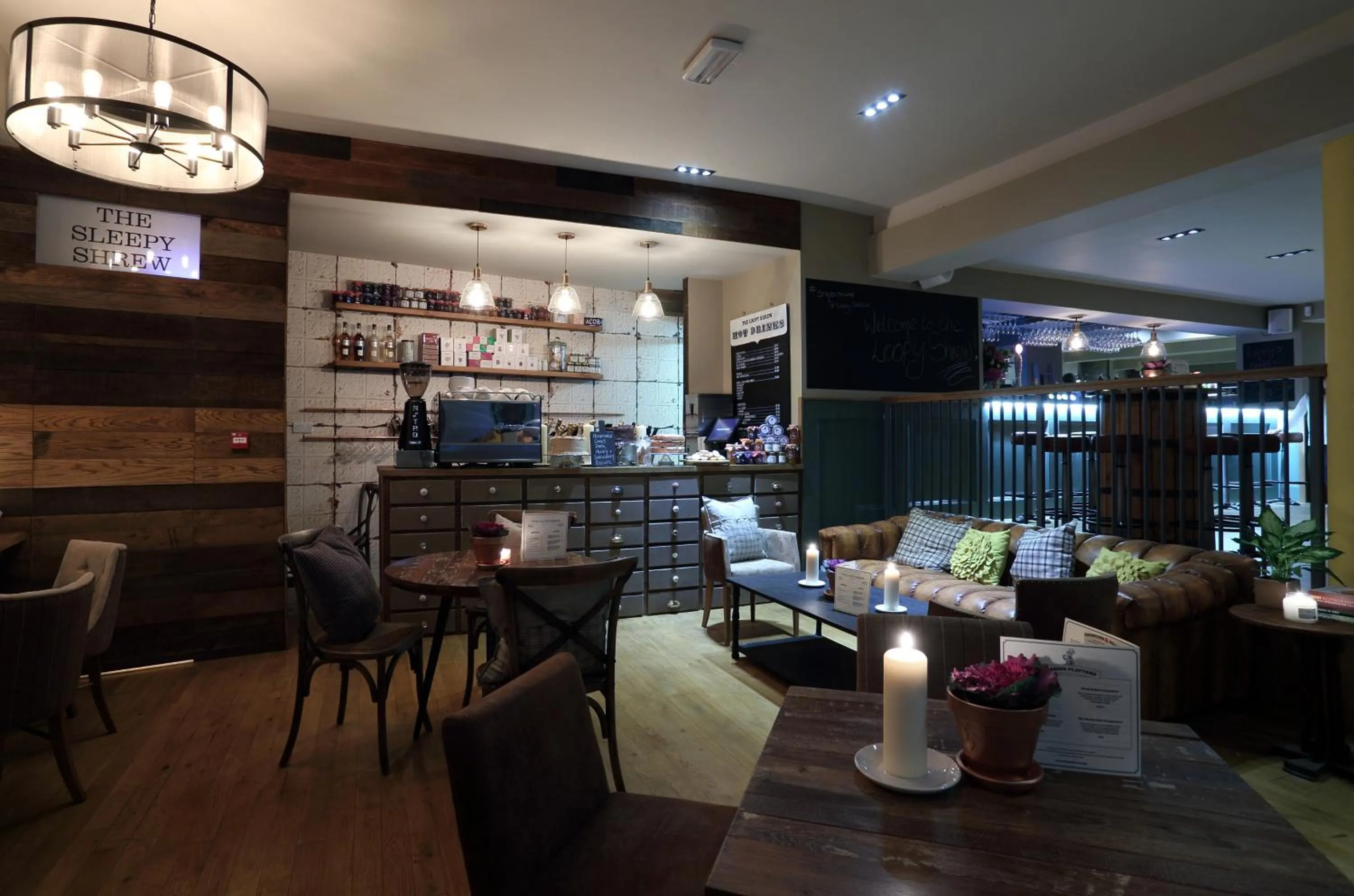 Lounge or bar in The Loopy Shrew