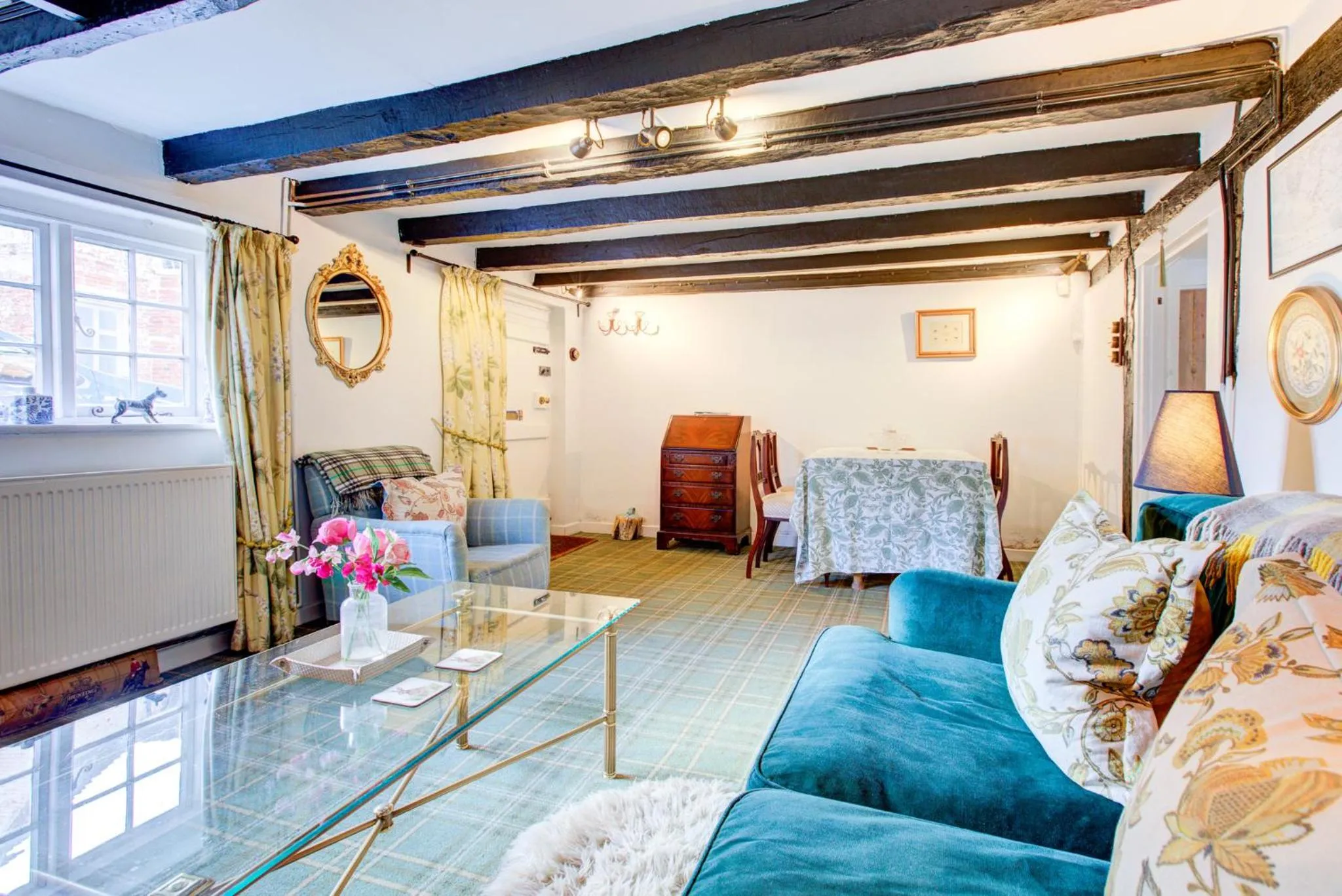 Living room in Eglantine