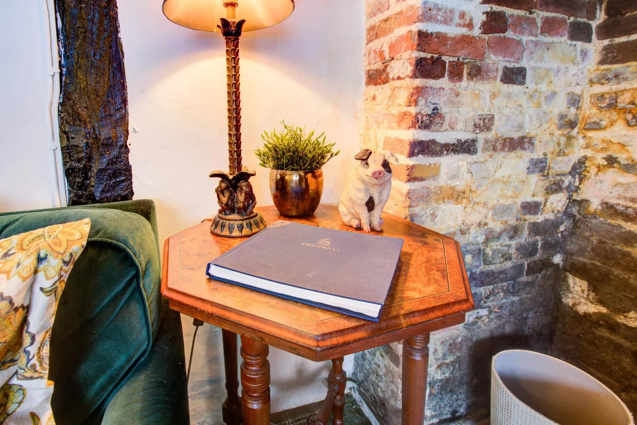 Living room in Eglantine