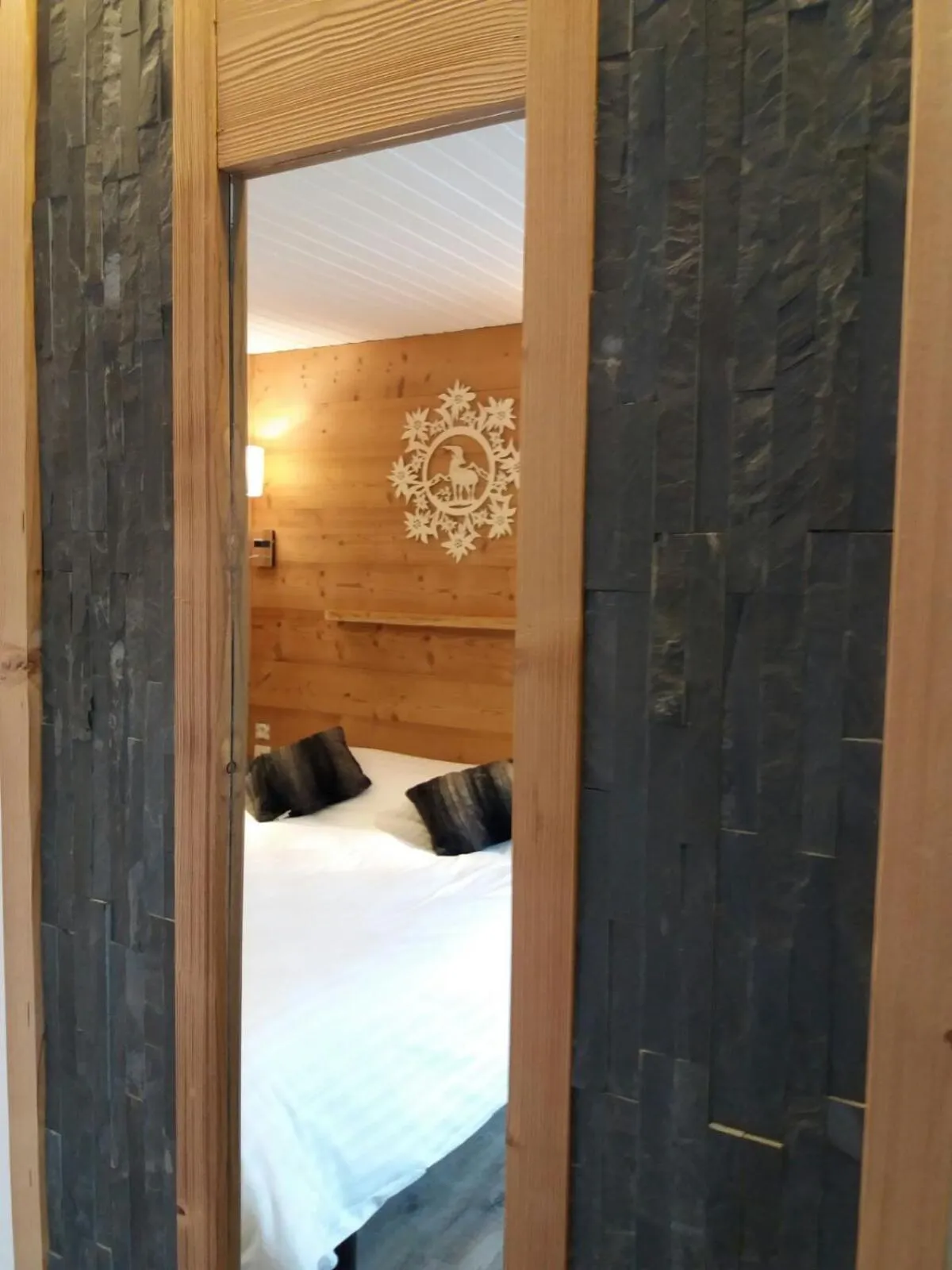 Bed in Hôtel Du Midi