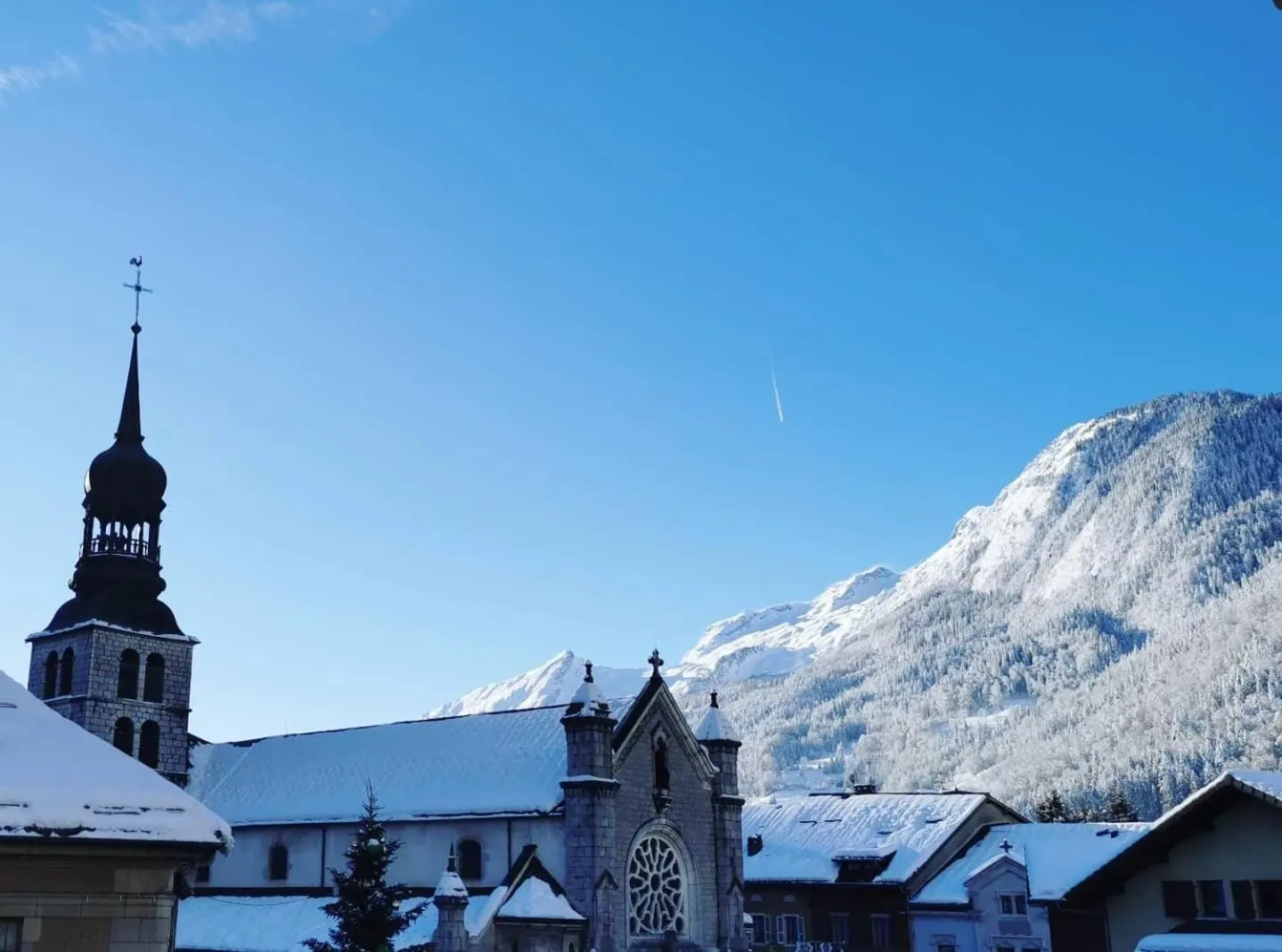 City view in Hôtel Du Midi