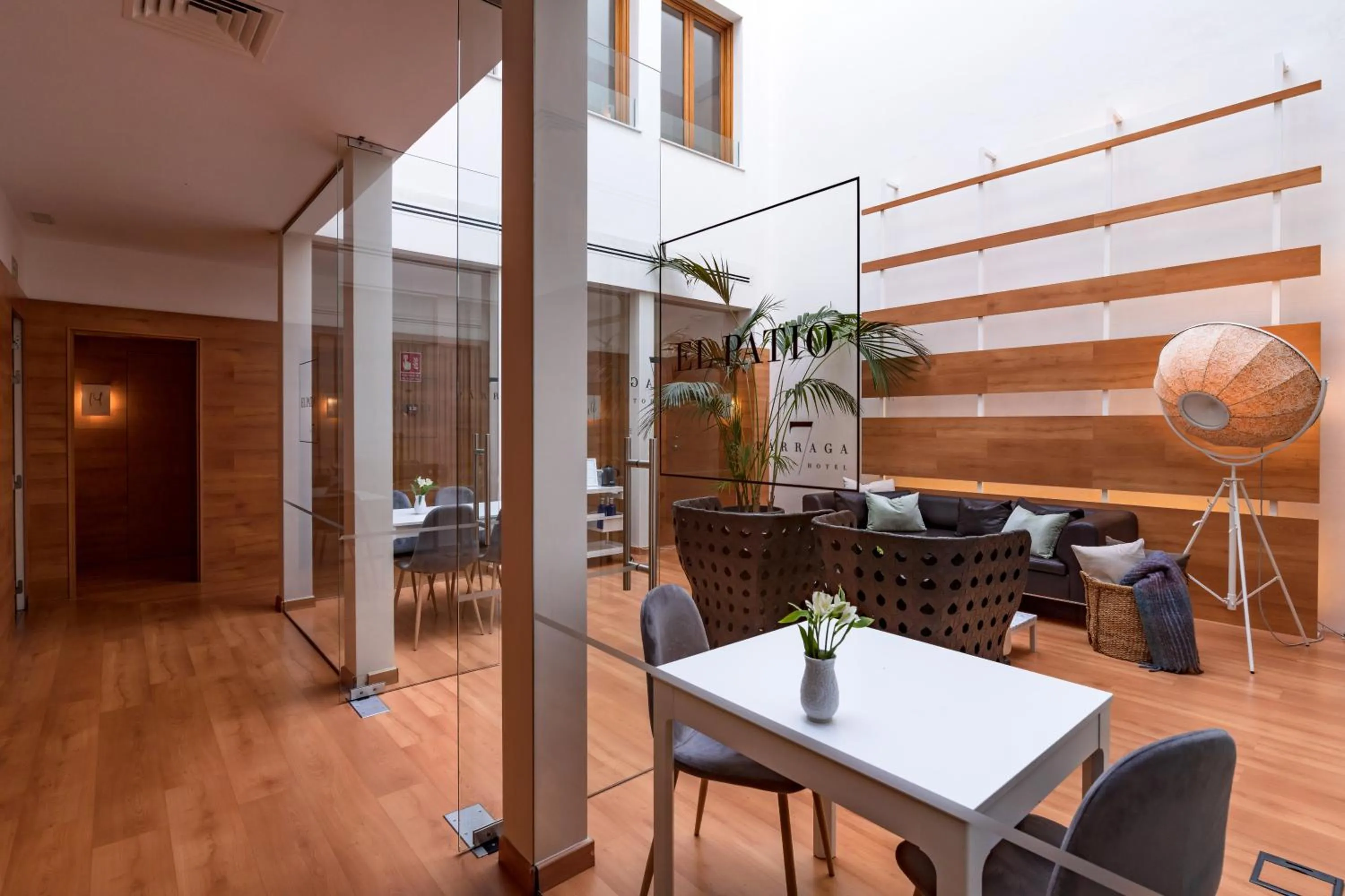 Property building in Hotel Boutique Párraga Siete