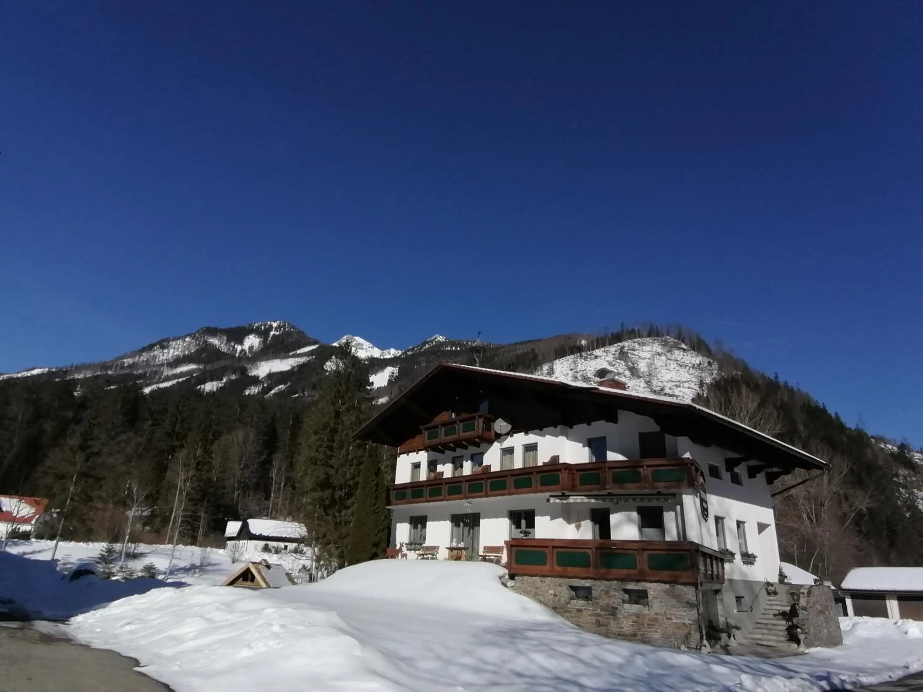 Property building in Hotel garni Landhaus Bürtlmair