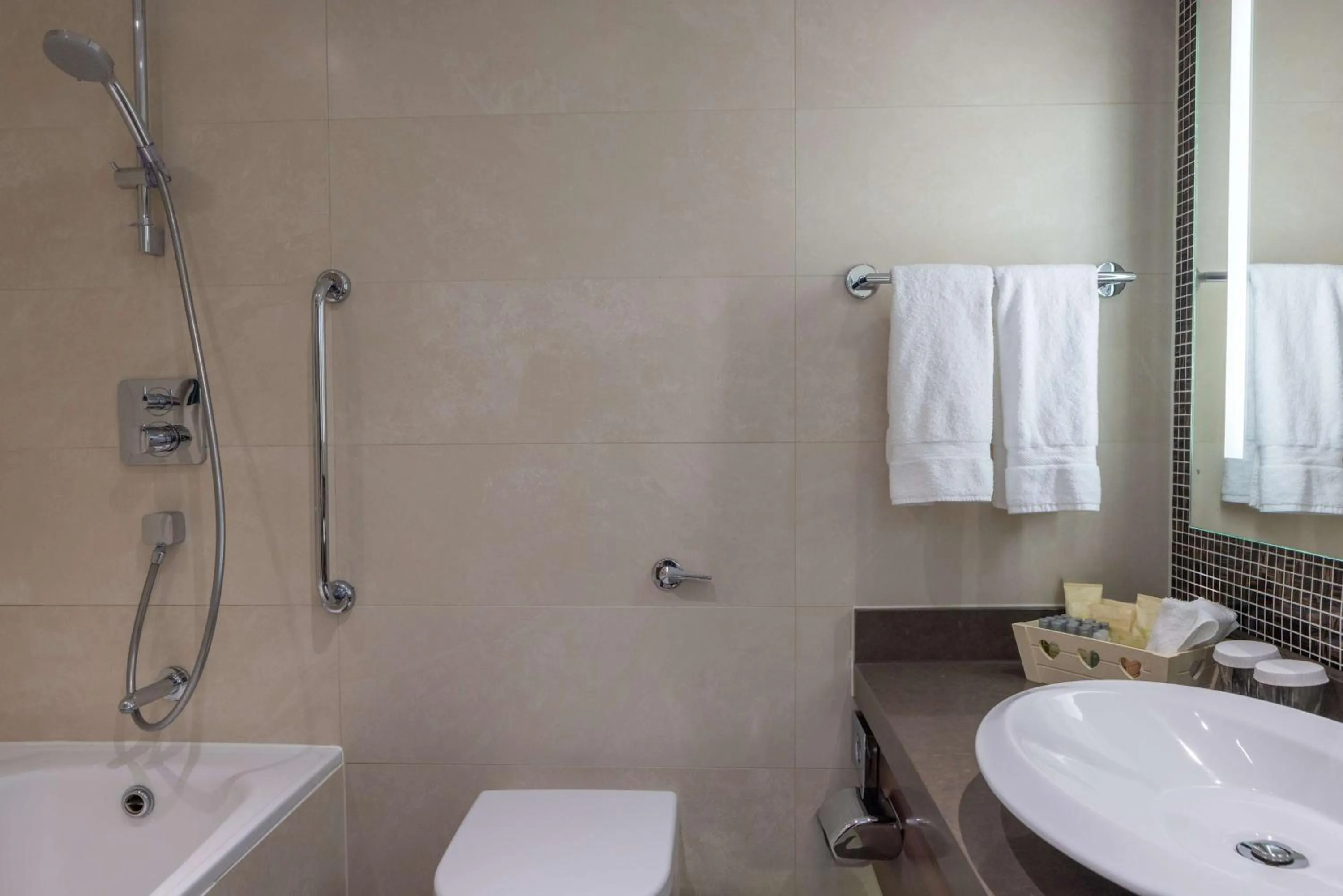 Bedroom in Hilton Cambridge City Centre