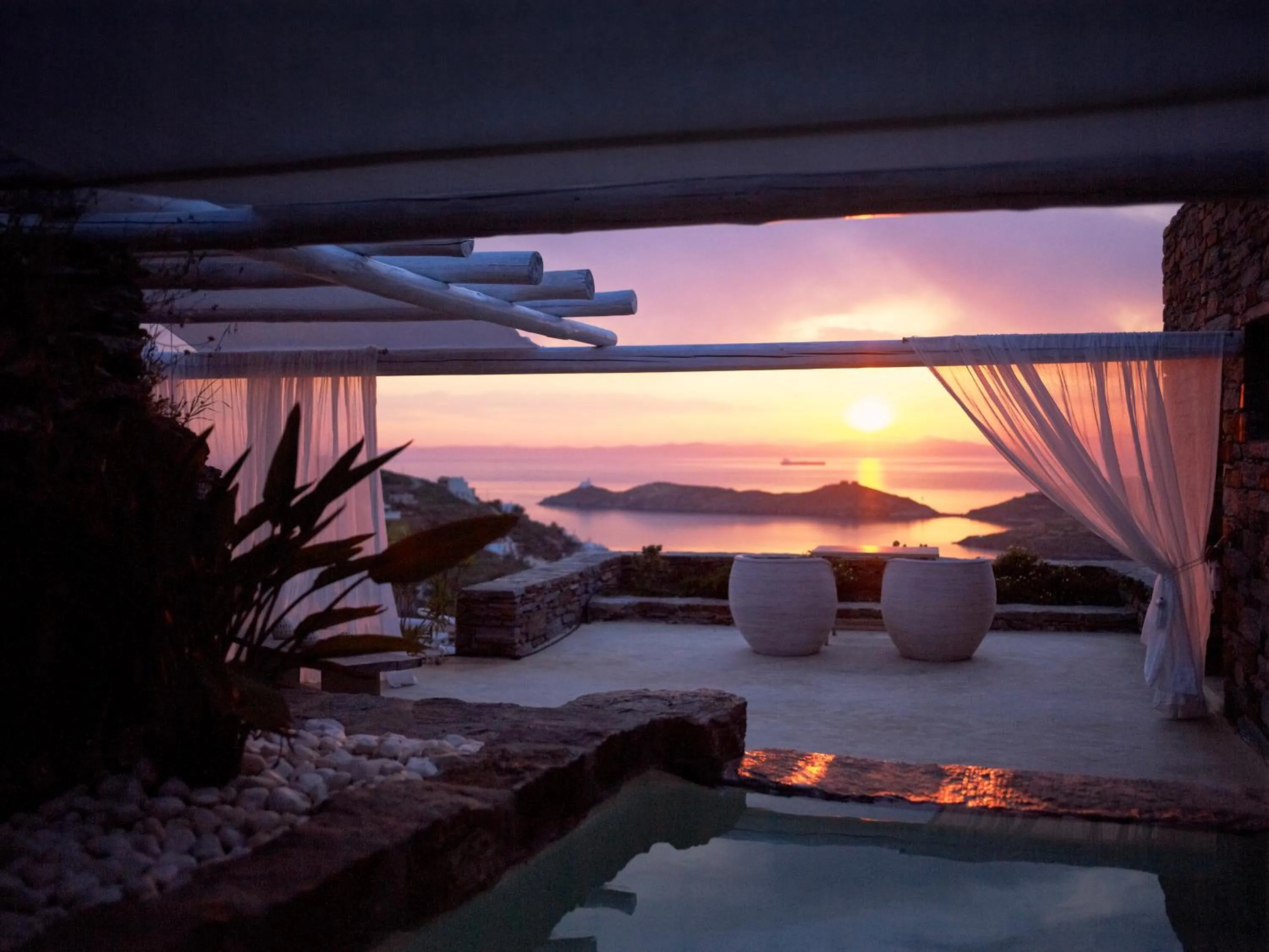 Patio in Aigis Suites Kea