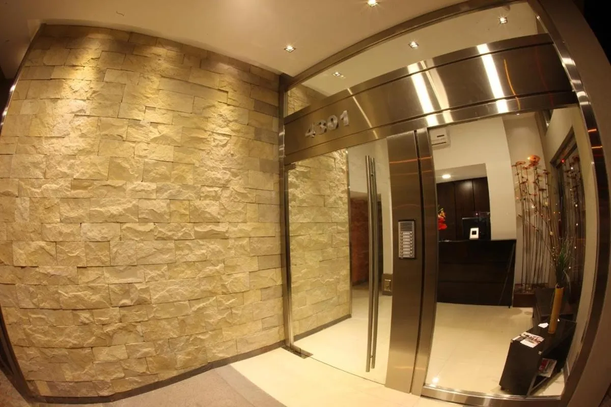 Facade/entrance in Lecer Apart