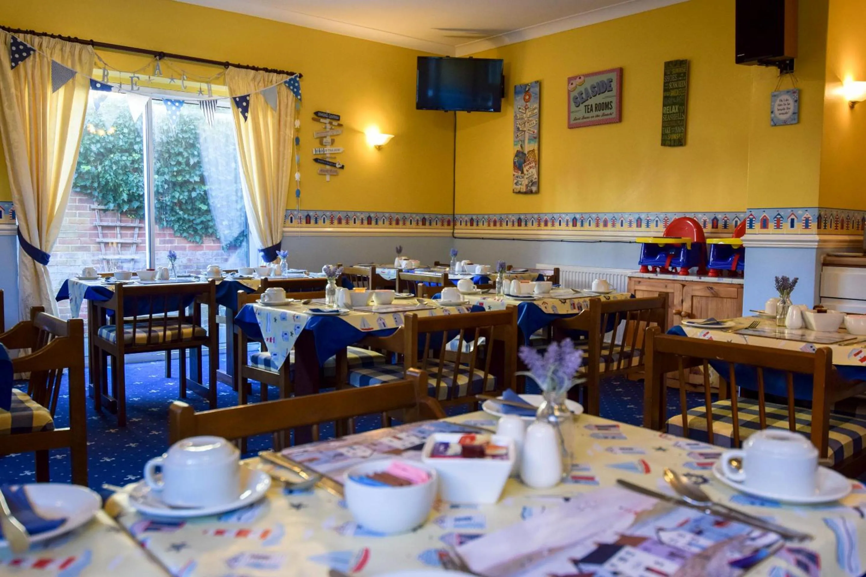 Photo of the whole room in Eastbourne Reymar