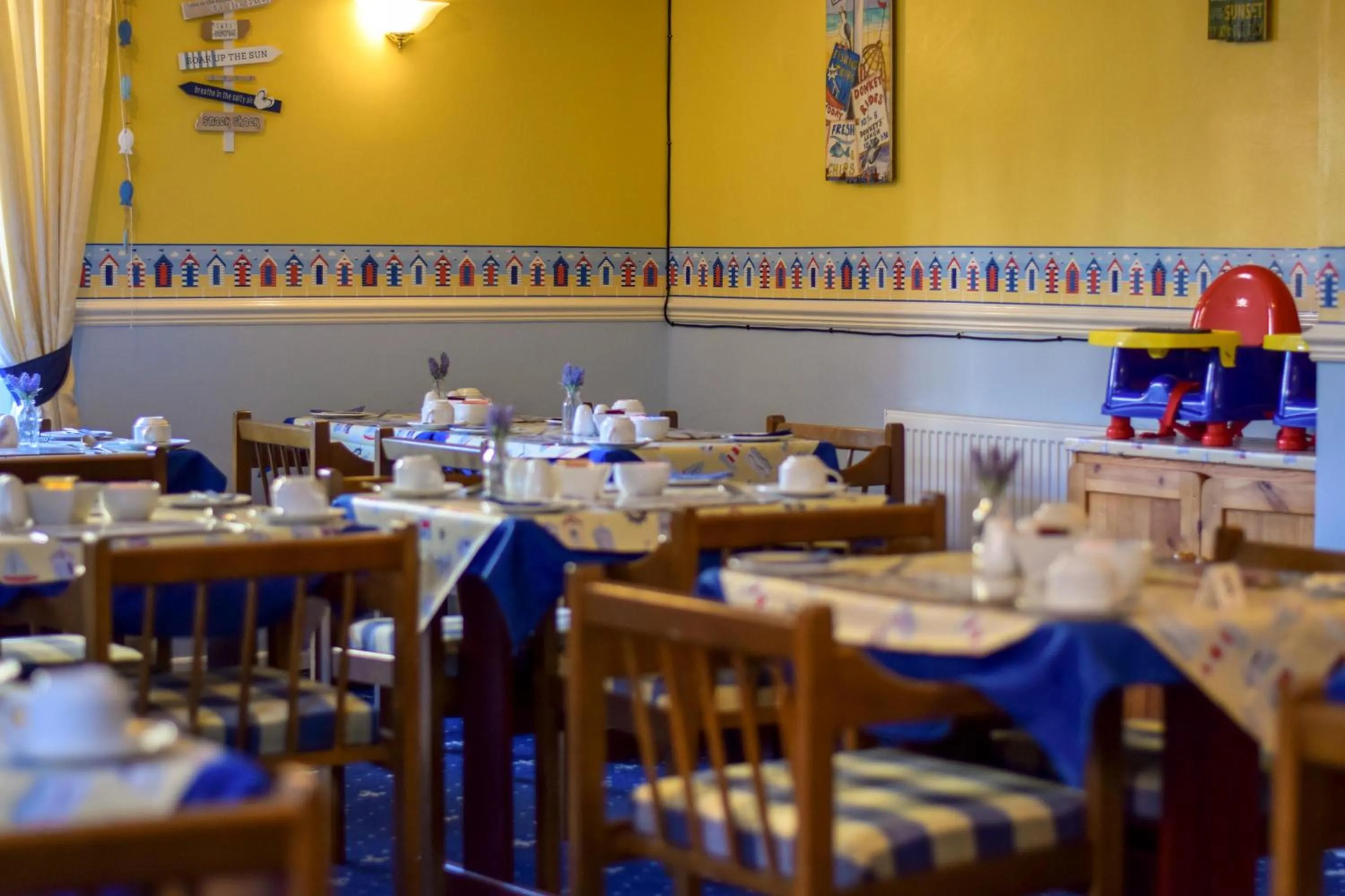 Photo of the whole room in Eastbourne Reymar