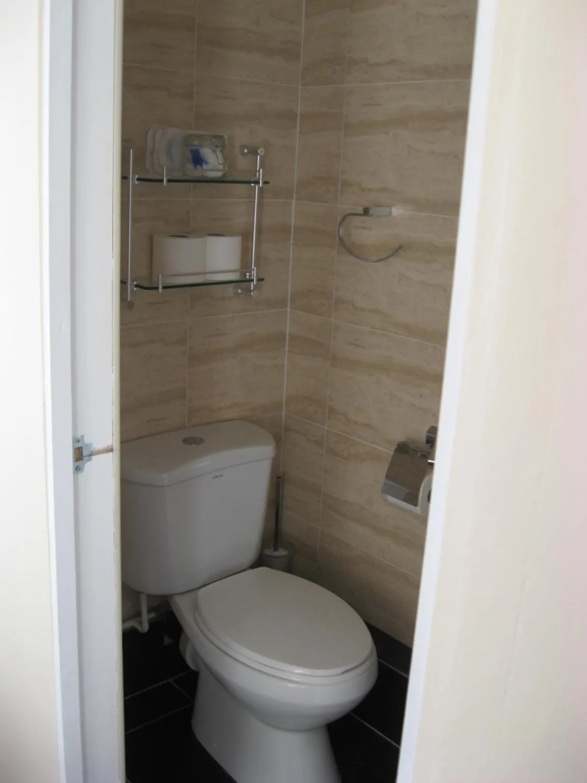 Bathroom in Eastbourne Reymar