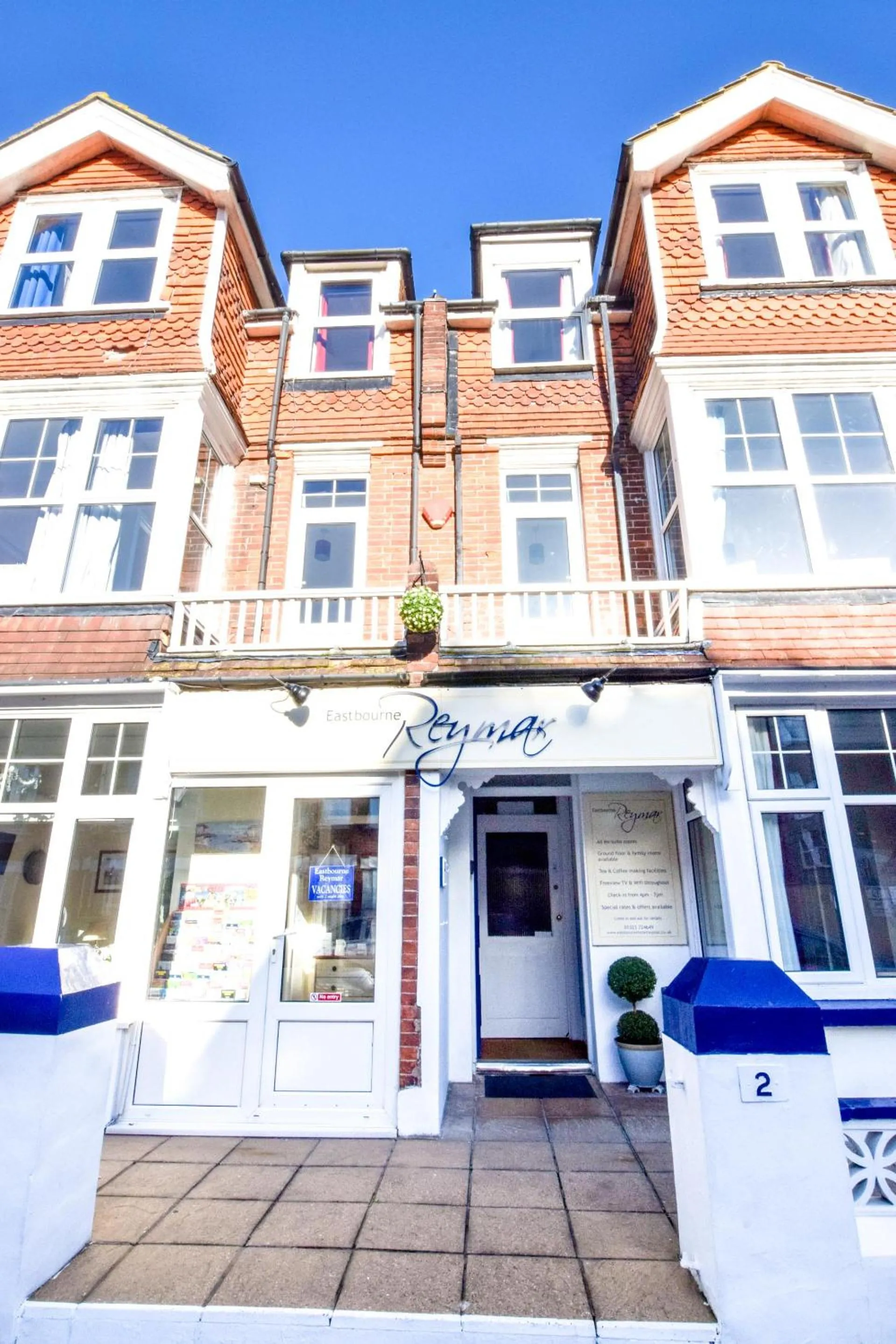 Facade/entrance in Eastbourne Reymar