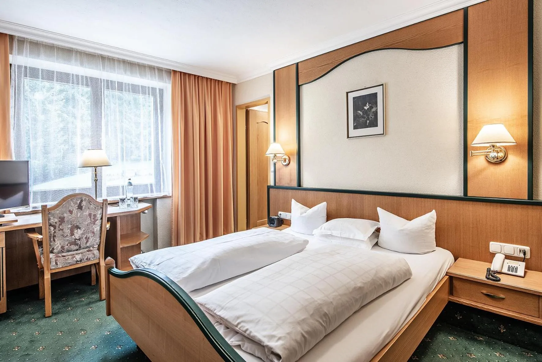 Bed in Naturhotel Alpenblick