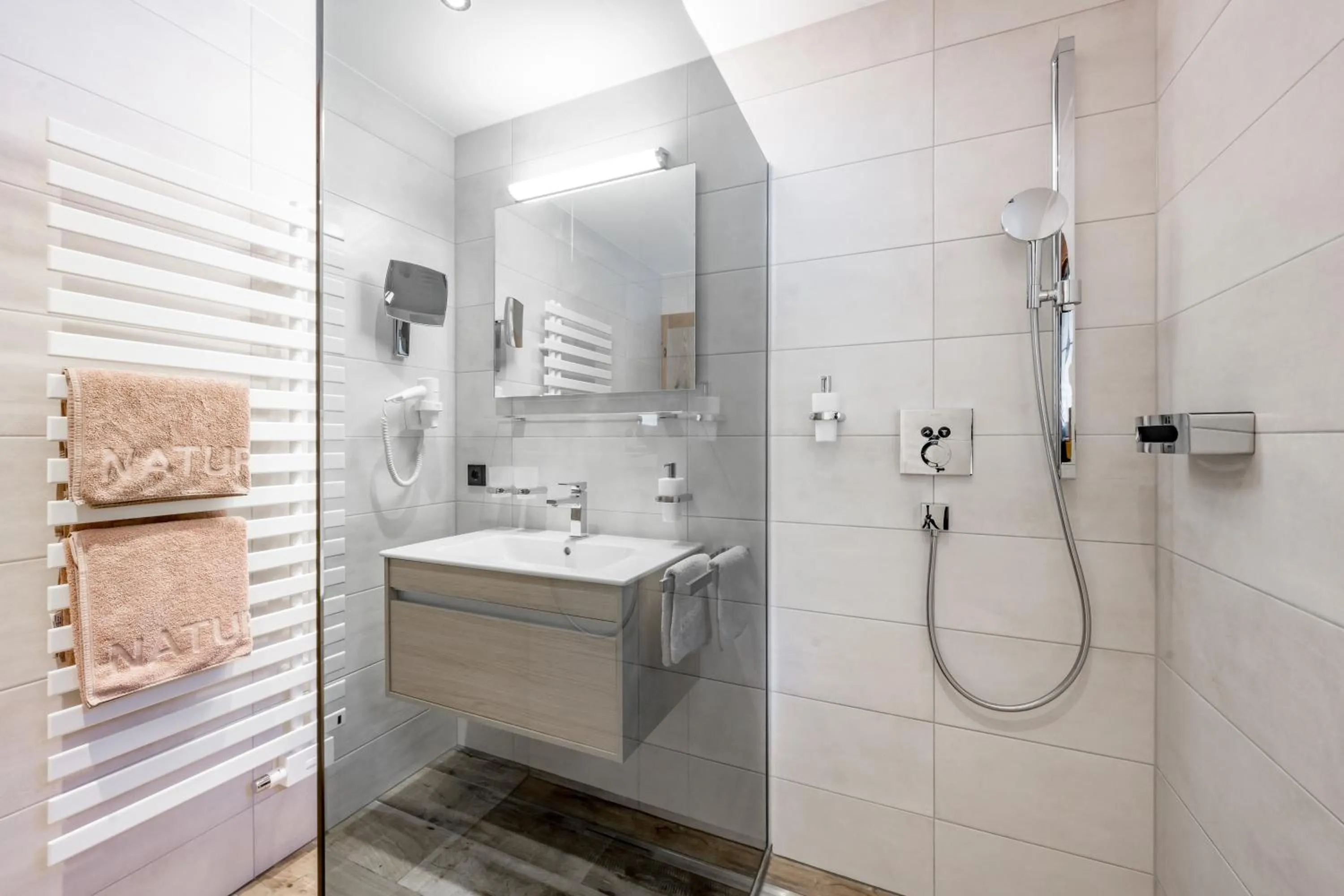 Bathroom in Naturhotel Alpenblick