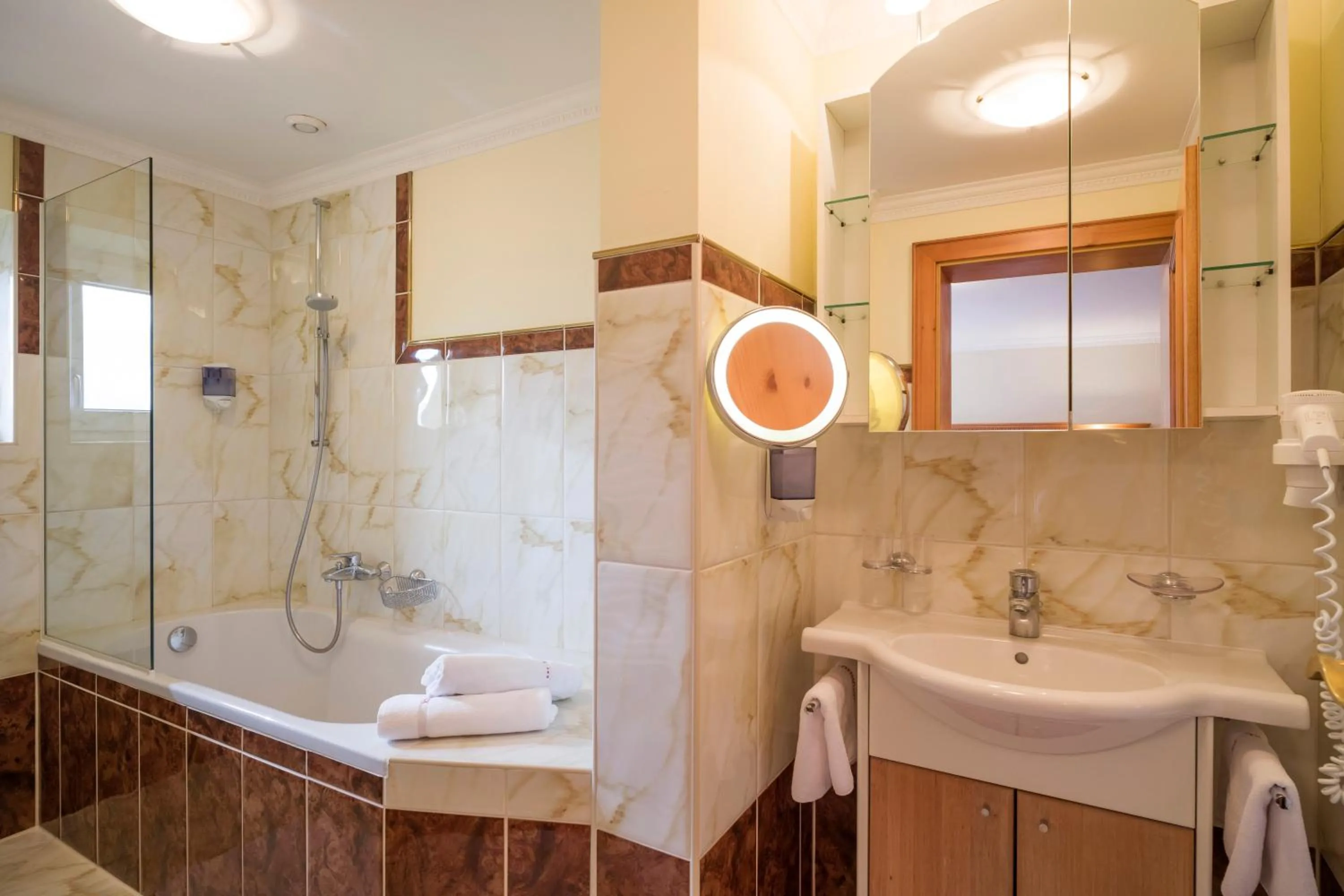 Shower in Naturhotel Alpenblick