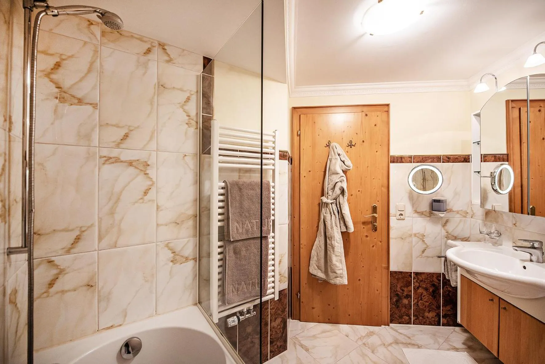 Shower in Naturhotel Alpenblick