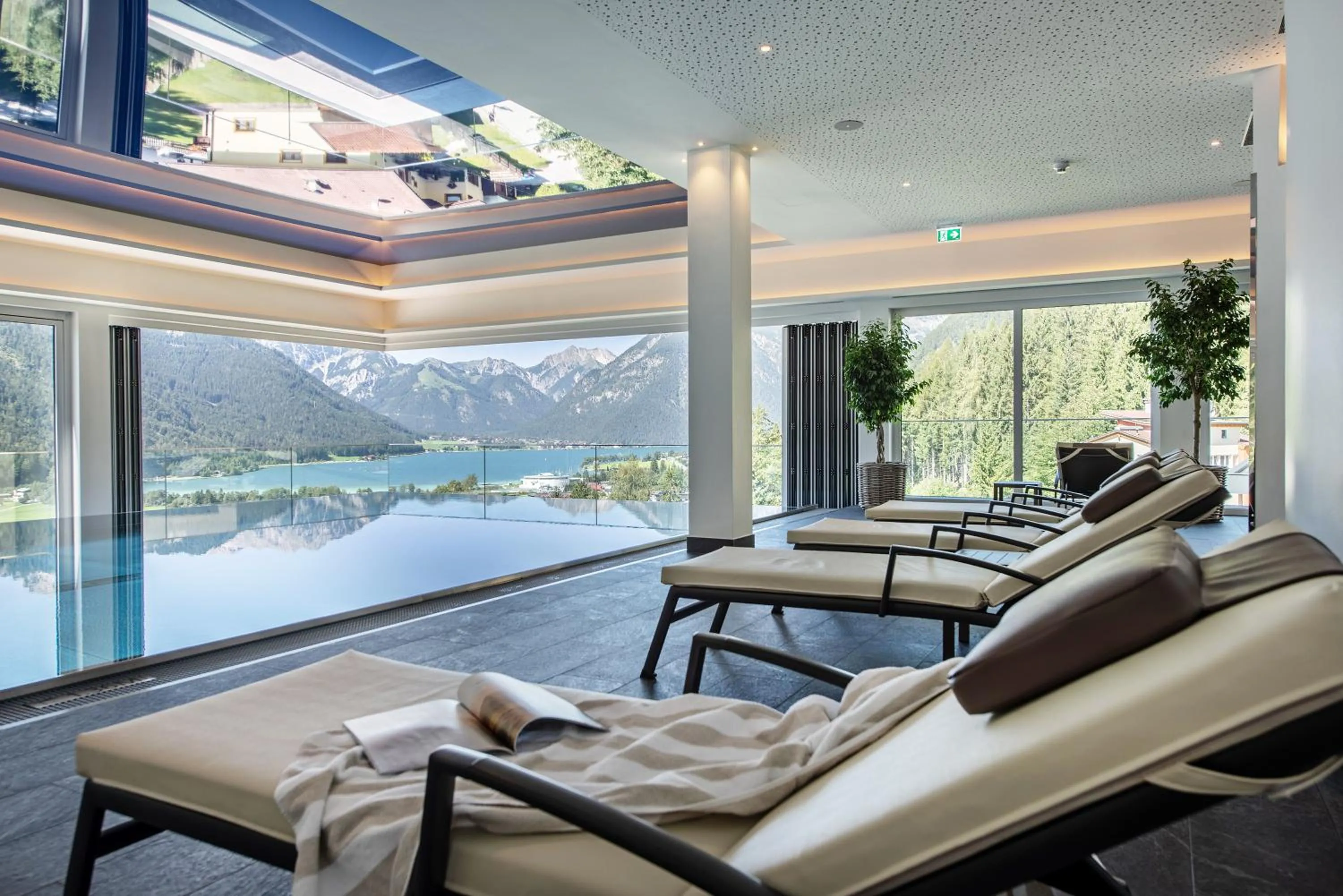 Swimming pool in Naturhotel Alpenblick