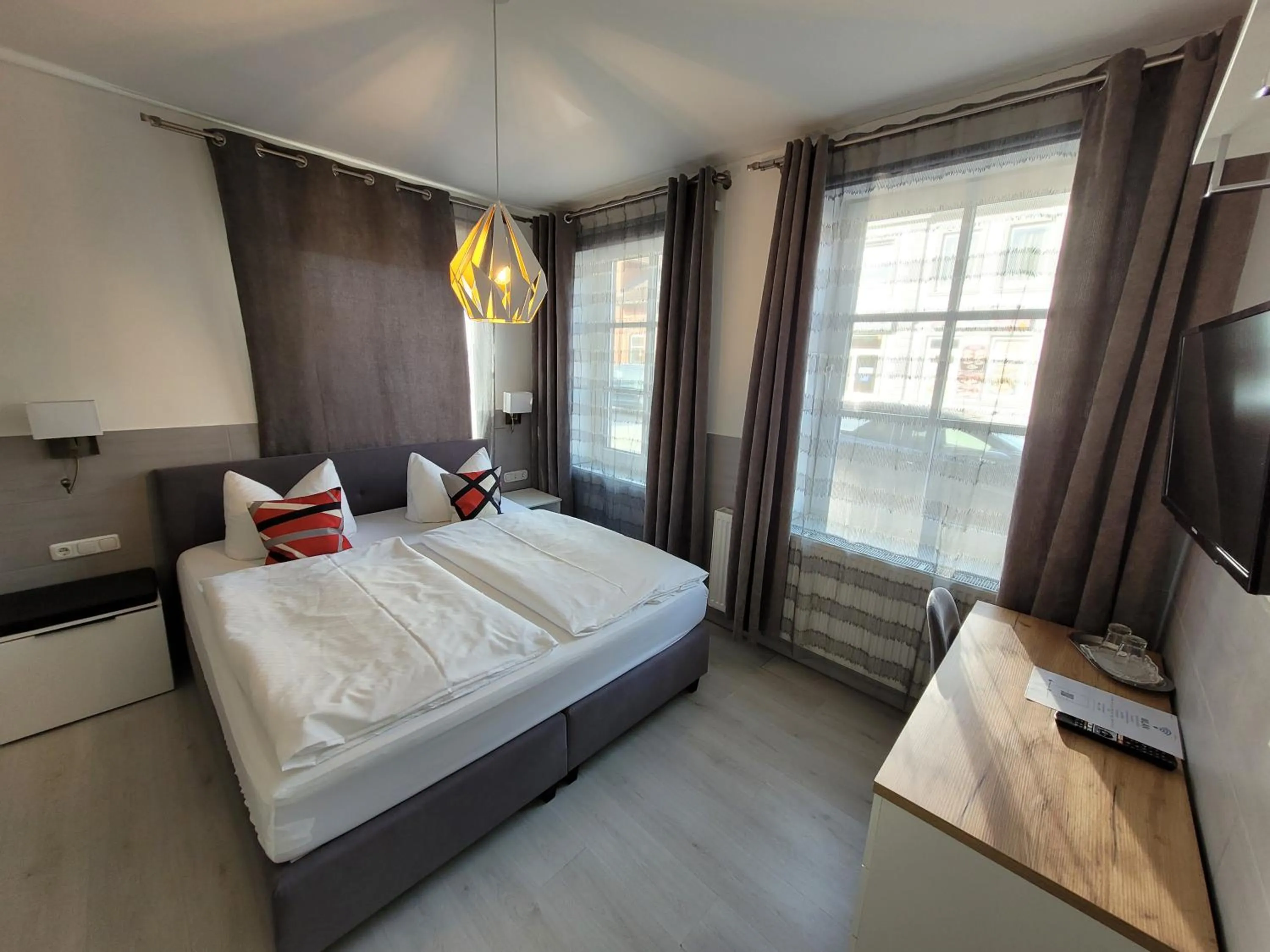 Bed in Hotel MoinMoin