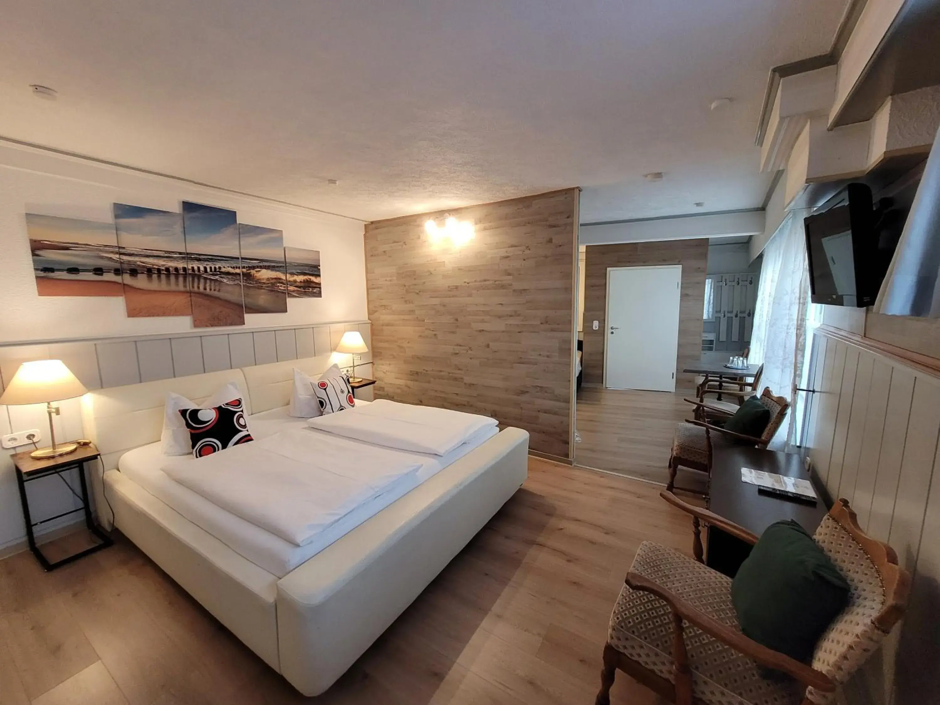 Classic Quadruple Room - single occupancy in Hotel MoinMoin Classic Quadruple Room - single occupancy in Hotel MoinMoin