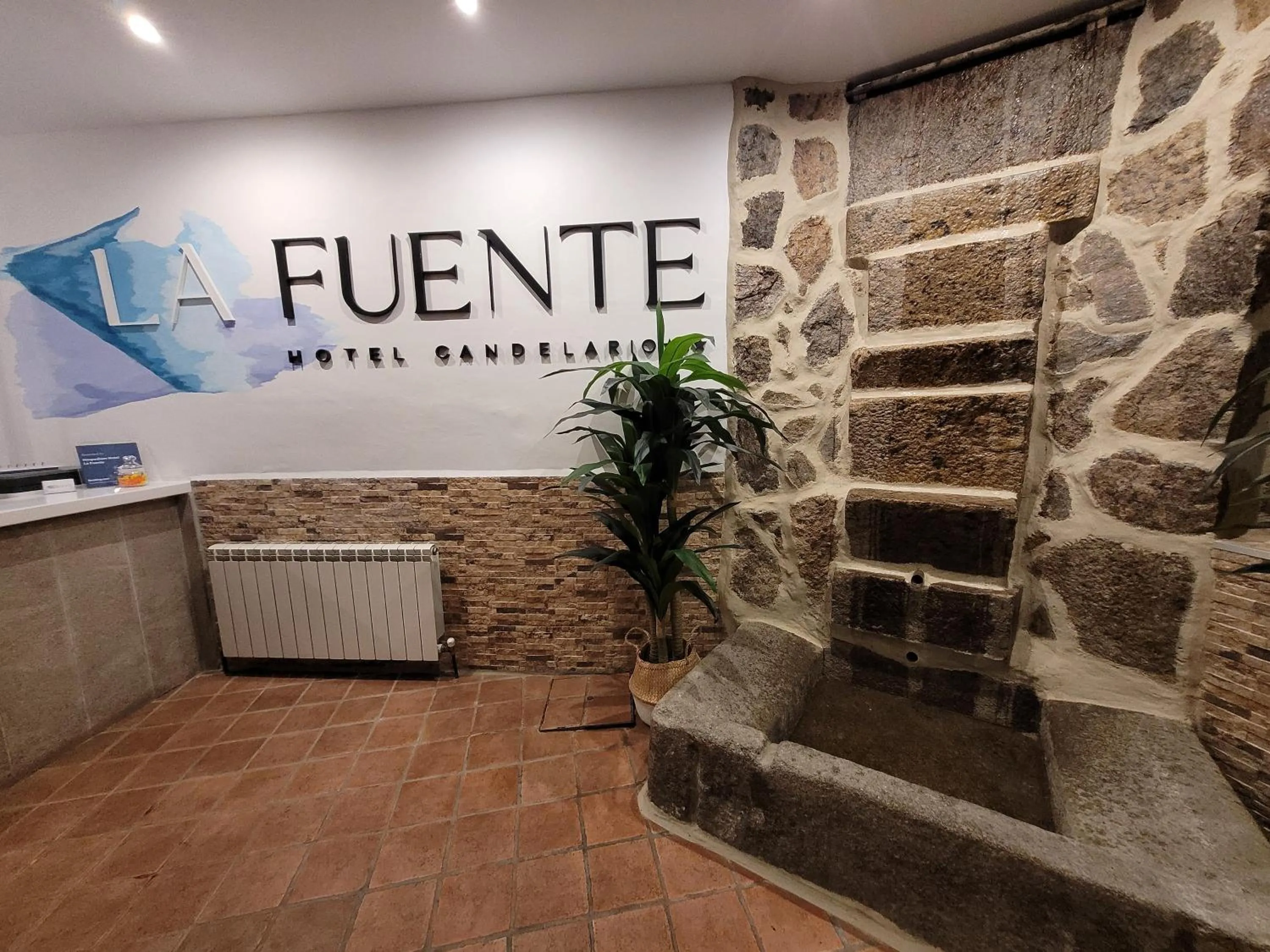 Lobby or reception in Hospedium Hotel La Fuente