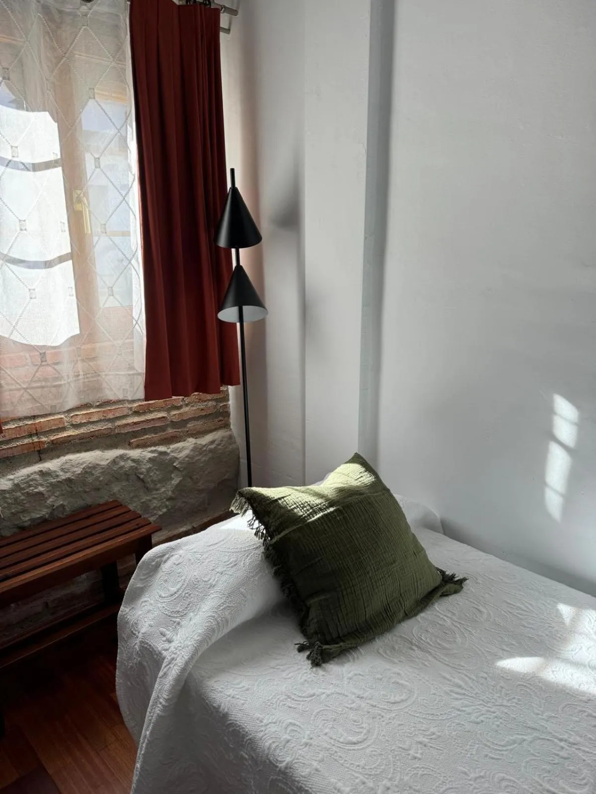 Bedroom, Bed in Hospedium Hotel La Fuente