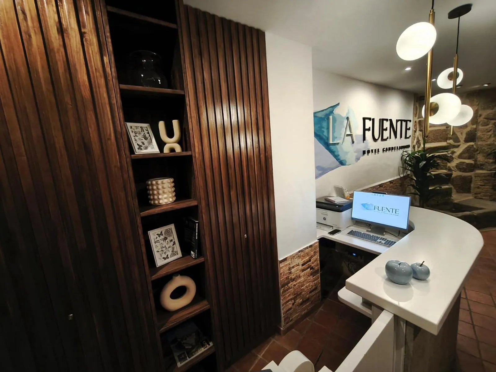 Lobby or reception in Hospedium Hotel La Fuente
