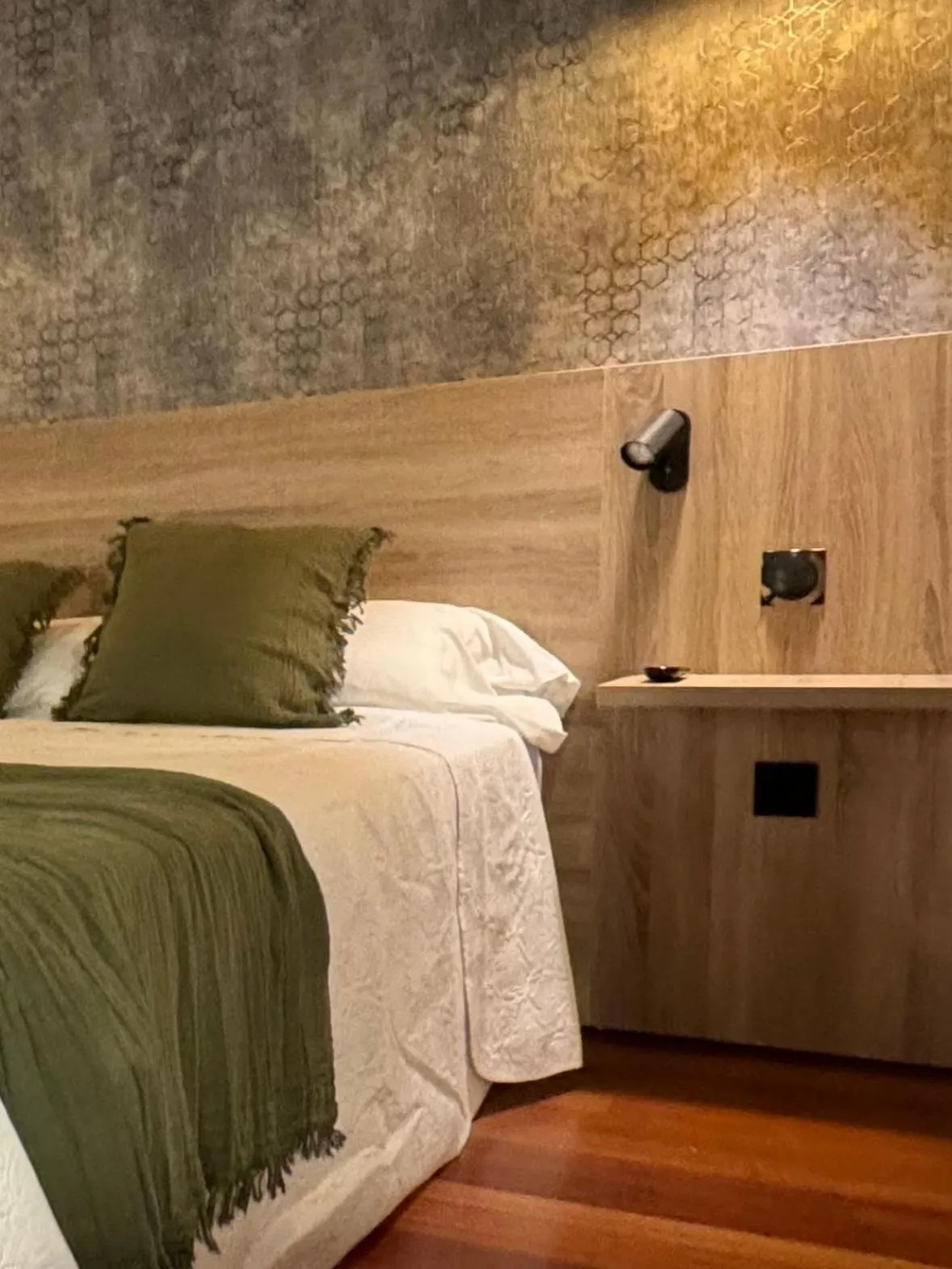 Bedroom, Bed in Hospedium Hotel La Fuente