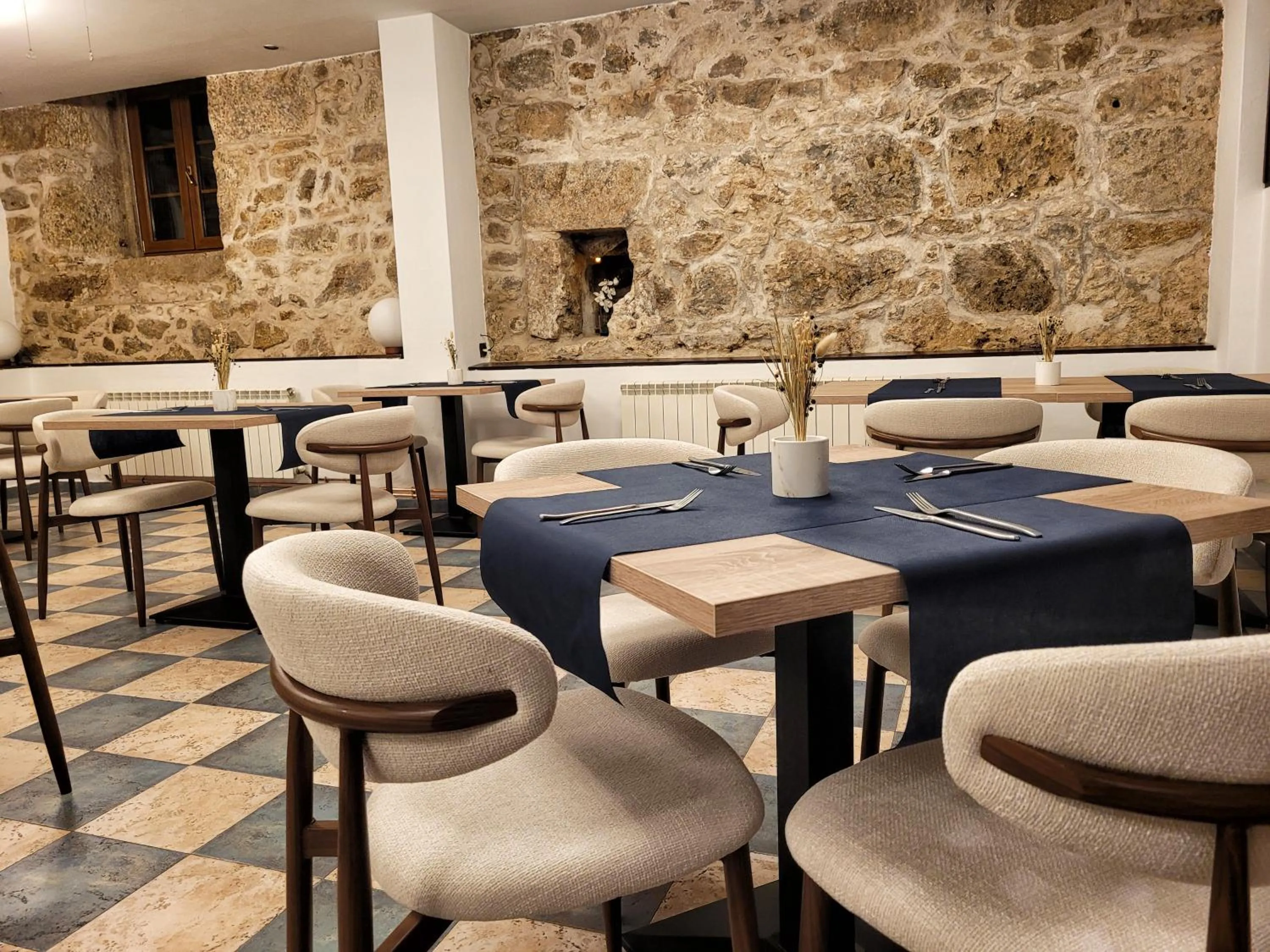 Dining area in Hospedium Hotel La Fuente