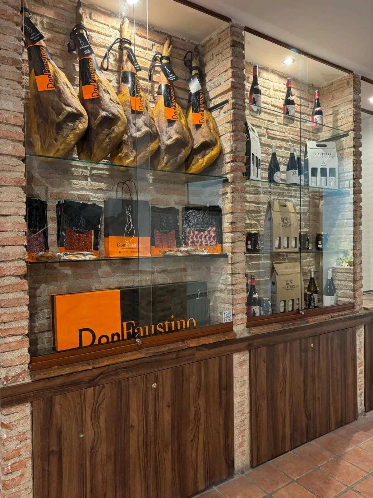 Lobby or reception in Hospedium Hotel La Fuente