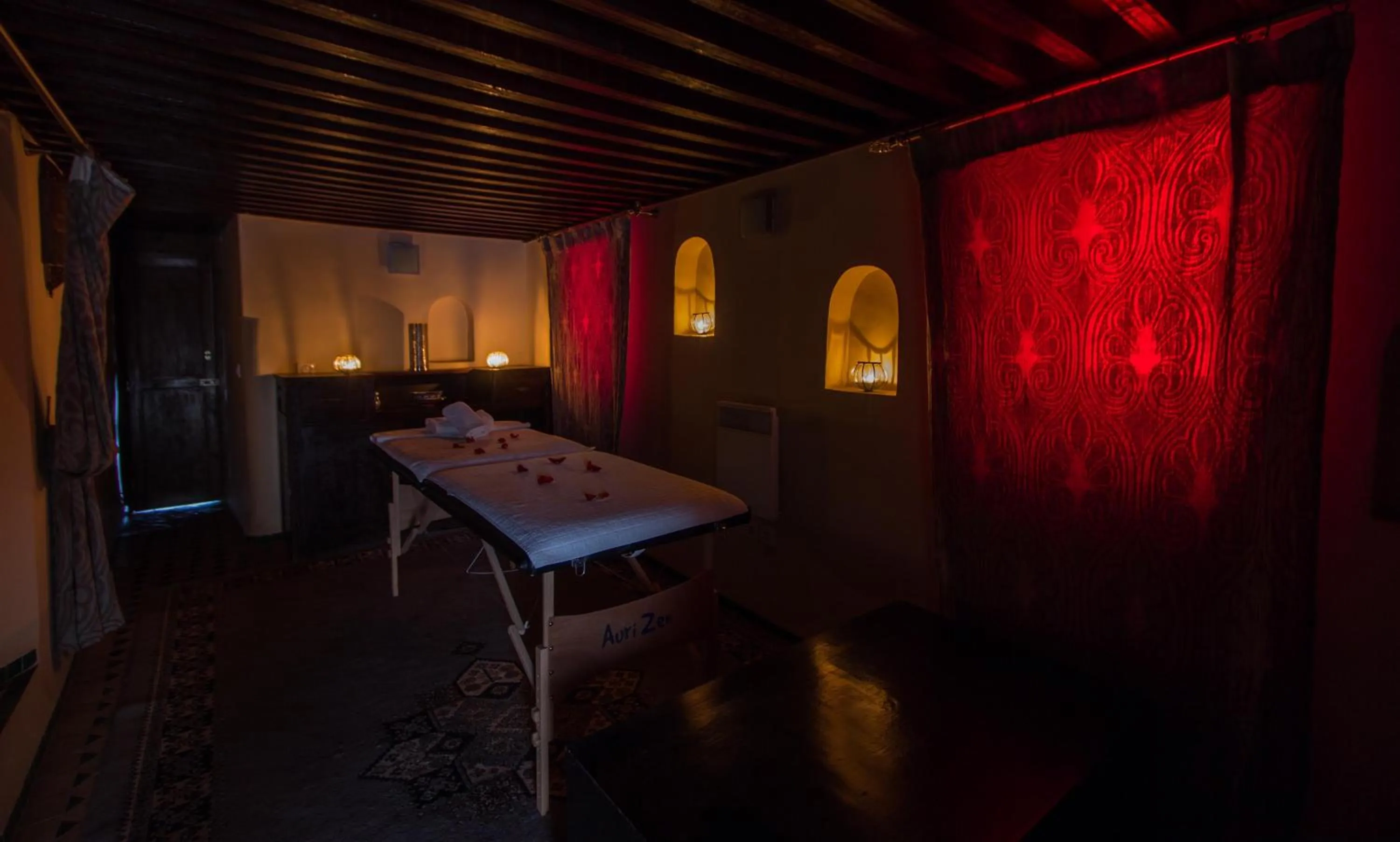 Area and facilities in Riad Les Remparts De Fès