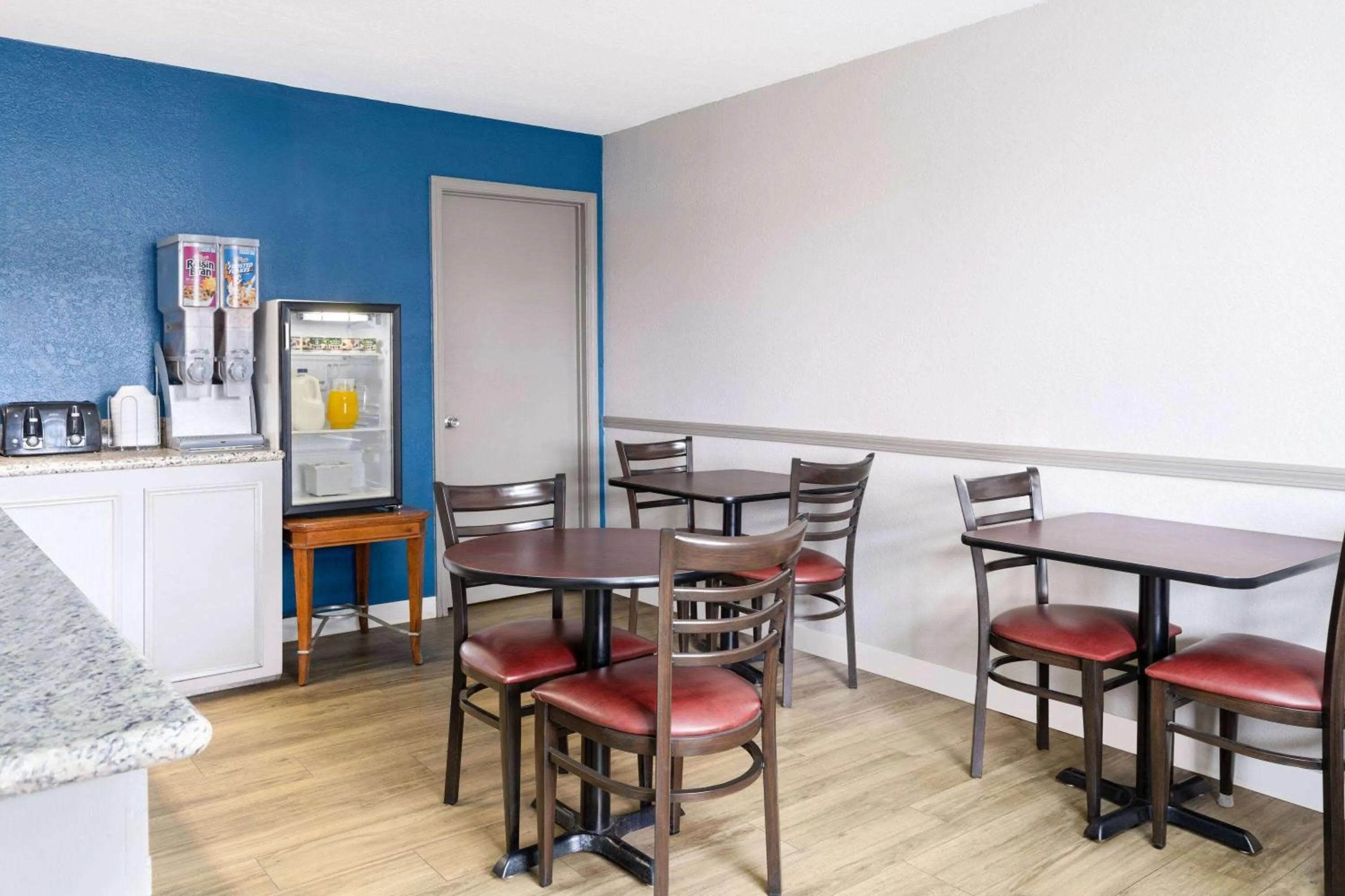 Breakfast in Days Inn by Wyndham Ardmore