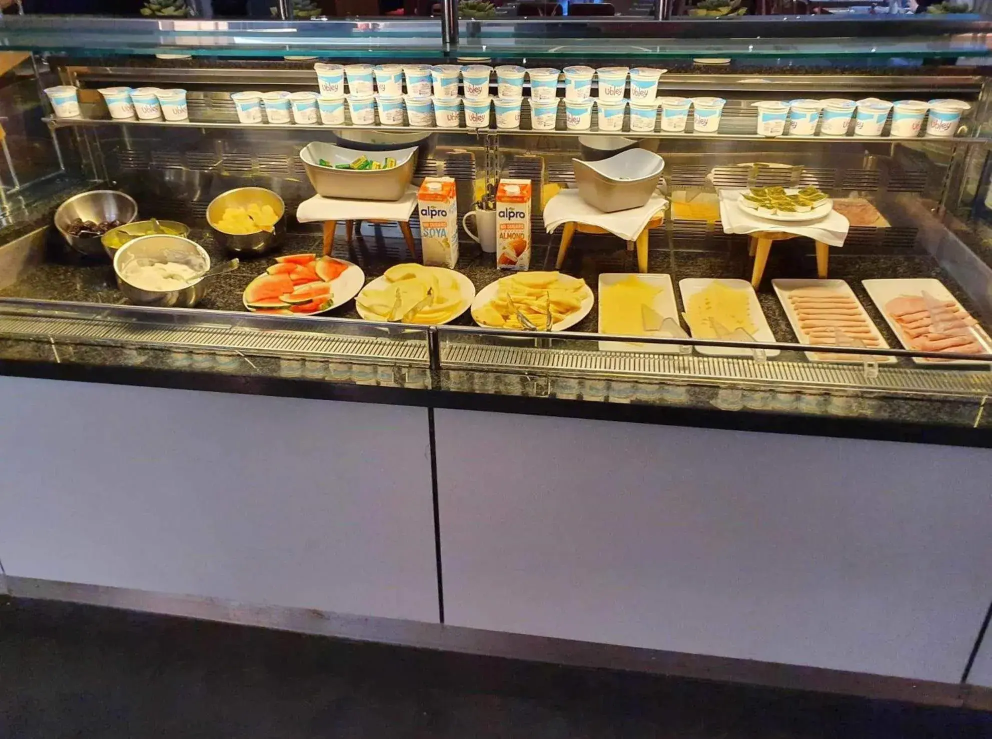 Breakfast in Hilton Garden Inn Luton North Breakfast in Hilton Garden Inn Luton North