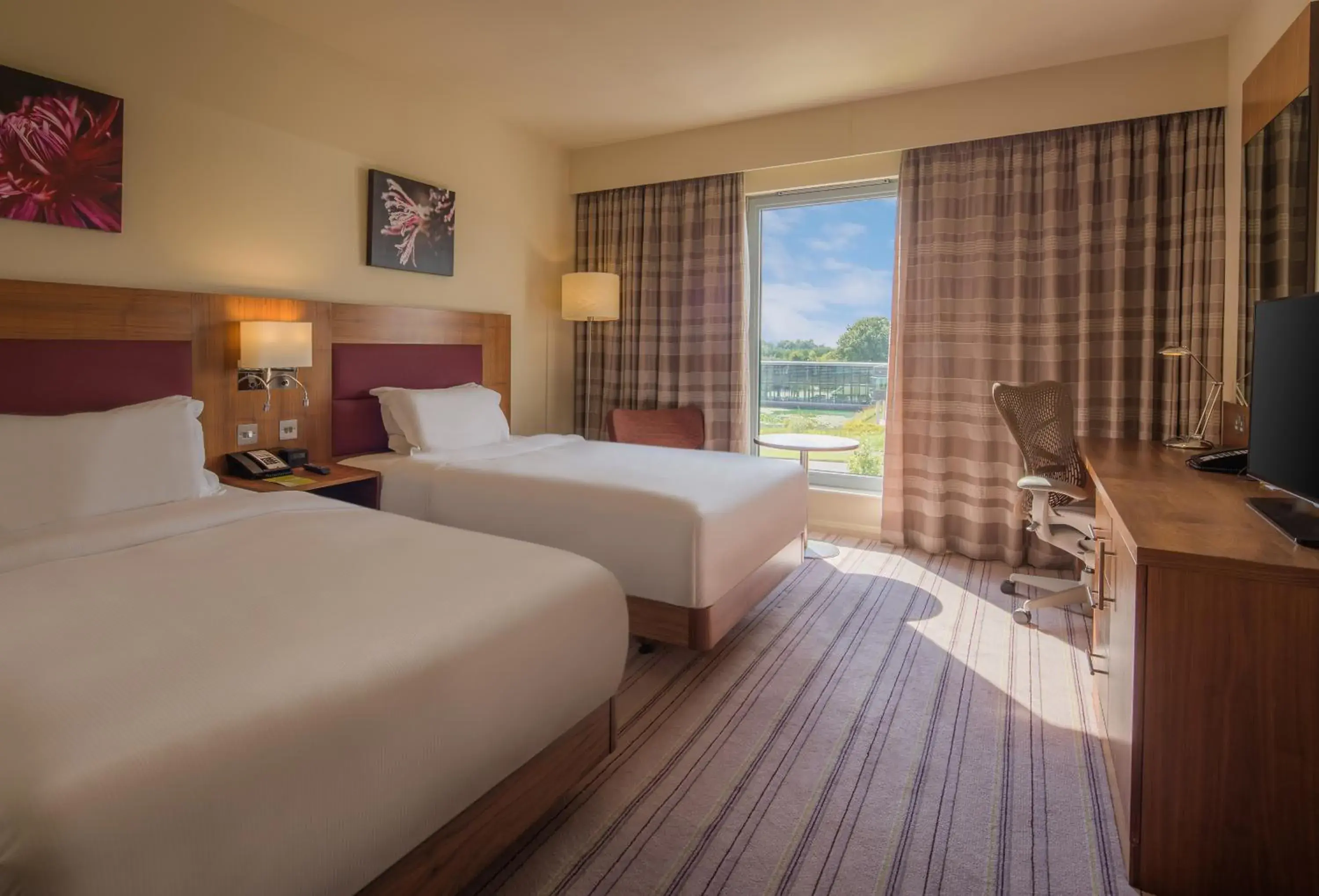 Bed in Hilton Garden Inn Luton North Bed in Hilton Garden Inn Luton North