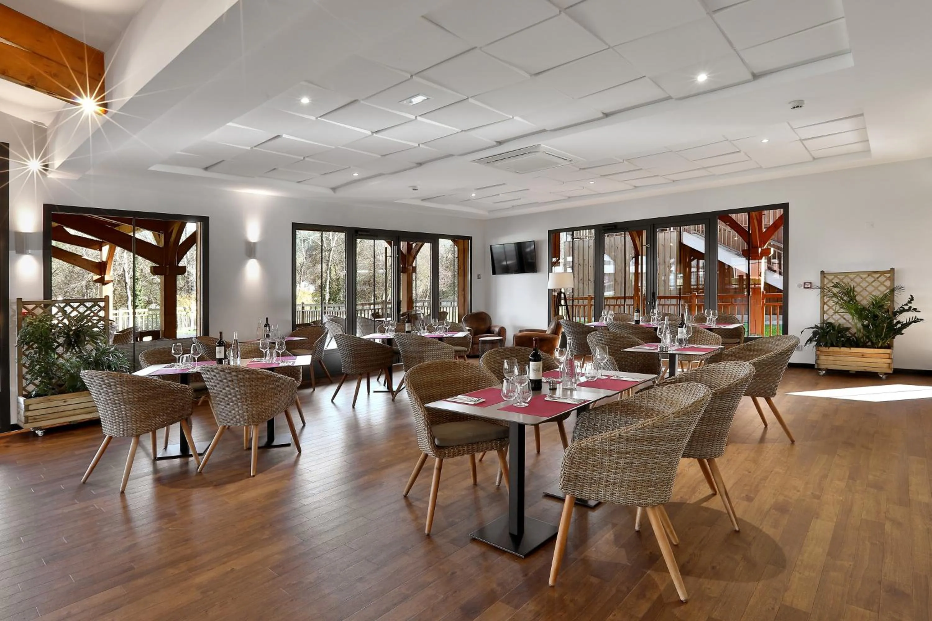 Restaurant/places to eat in KYRIAD Périgueux - Boulazac