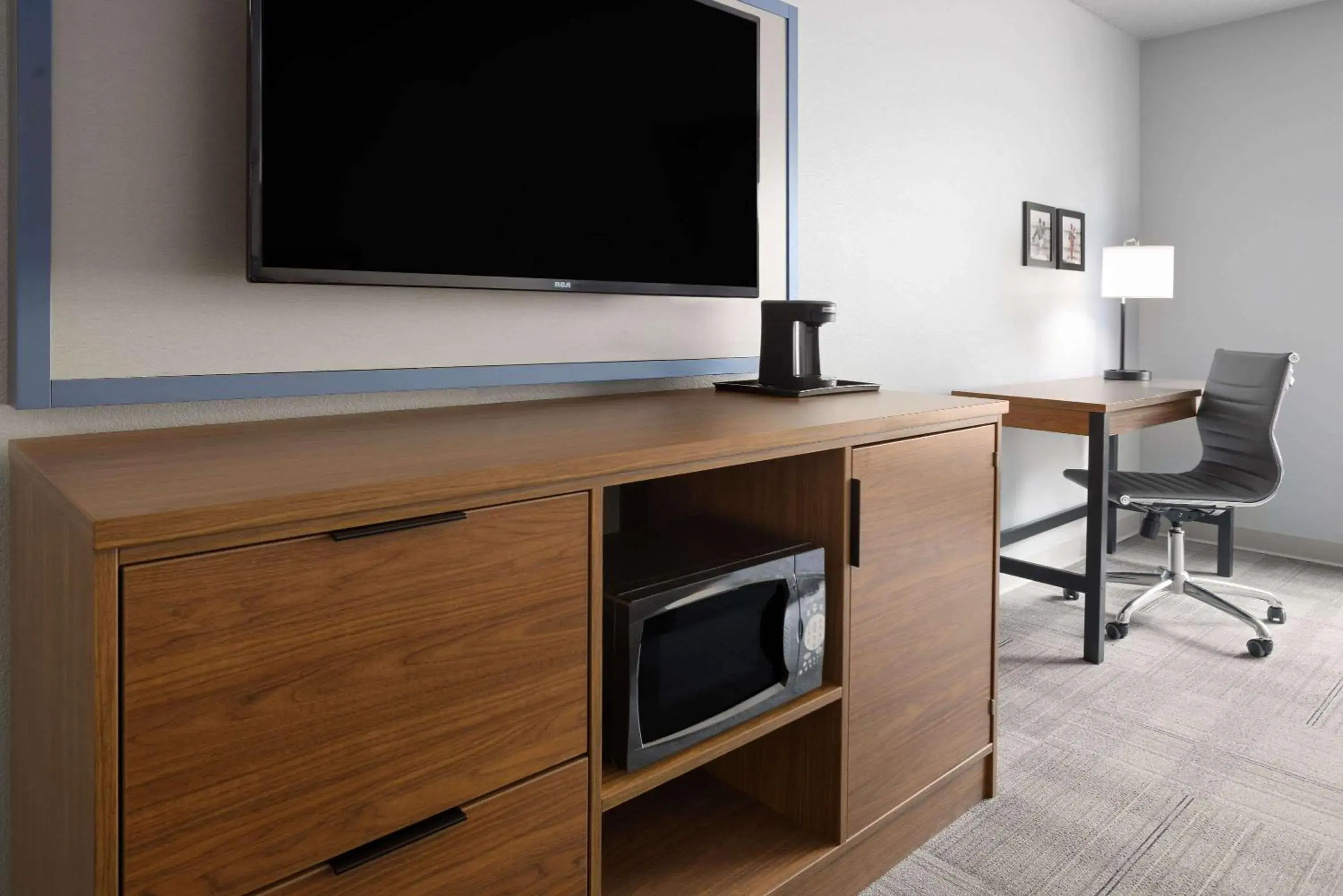 Photo of the whole room in AmericInn by Wyndham Iron Mountain Photo of the whole room in AmericInn by Wyndham Iron Mountain