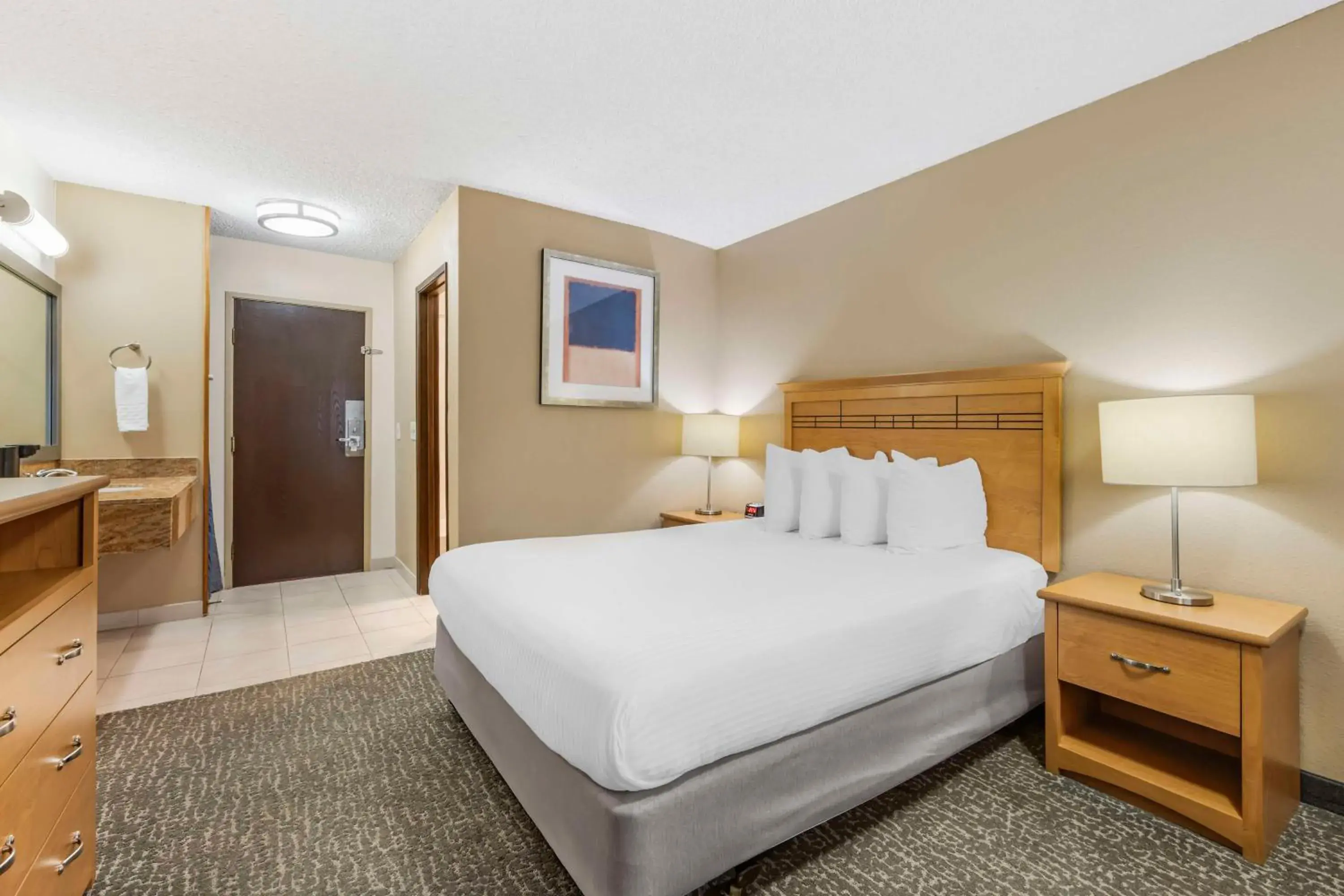 Bedroom, Bed in Best Western Aladdin Inn Bedroom, Bed in Best Western Aladdin Inn