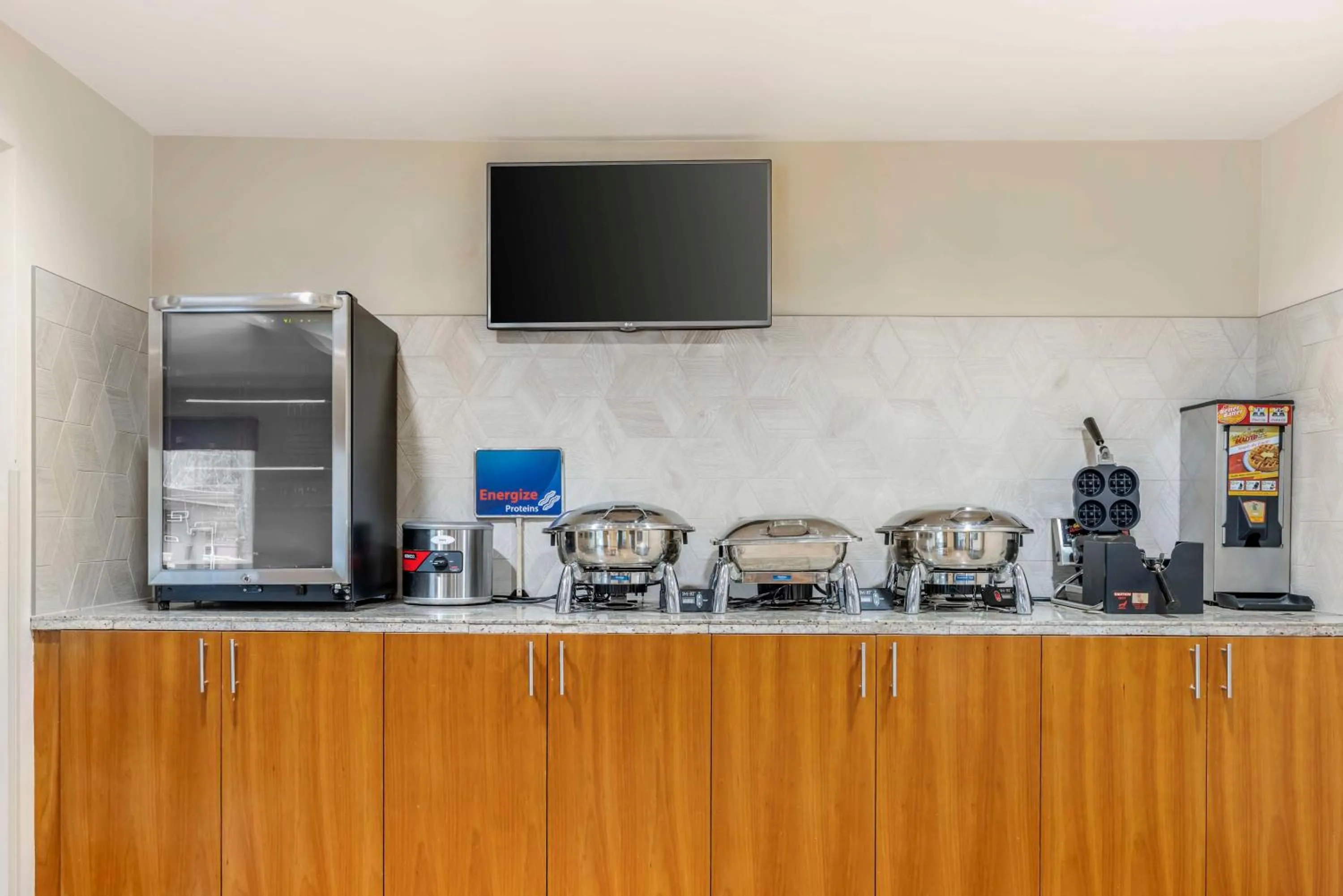 Breakfast in Best Western Aladdin Inn