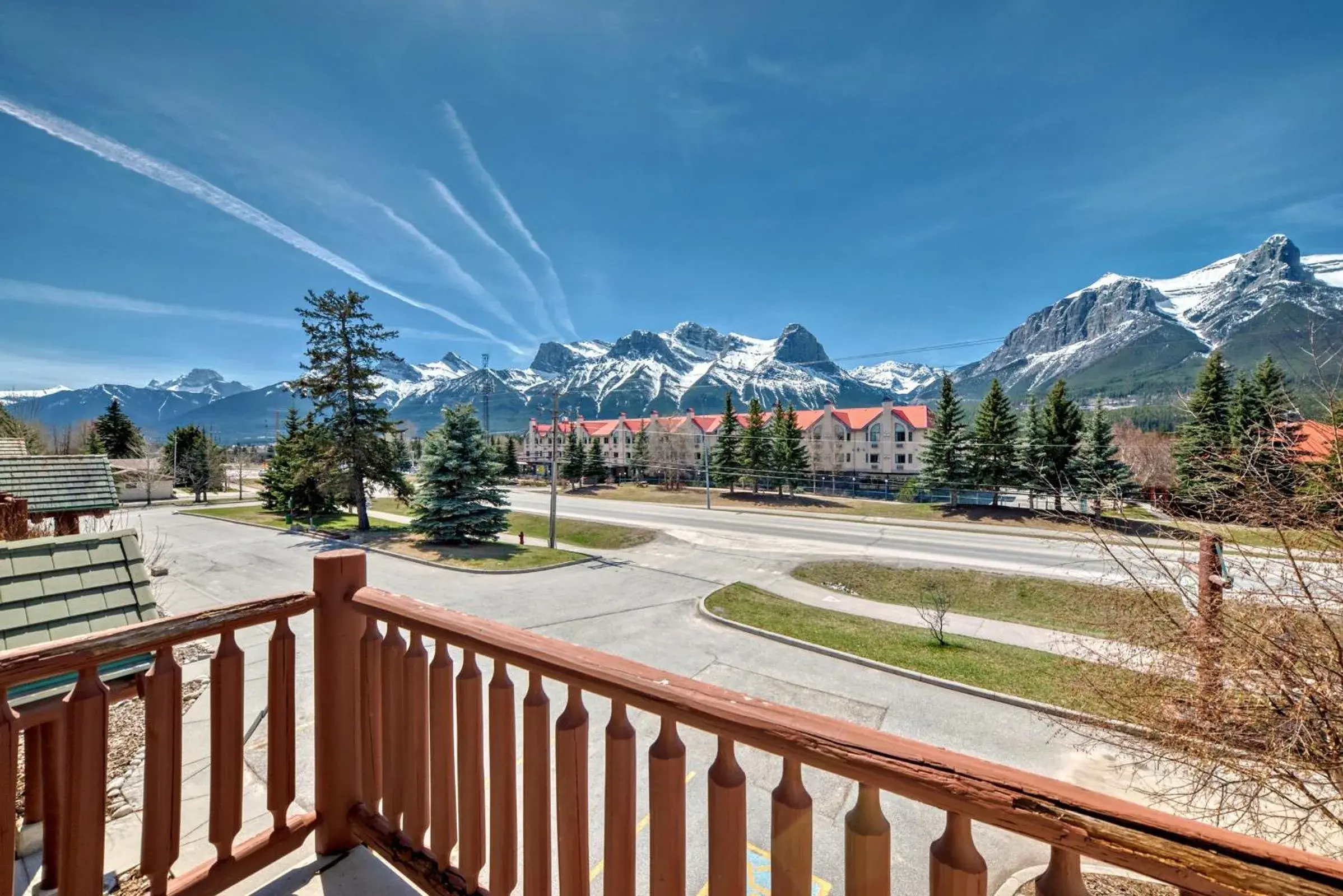 View (from property/room) in Canmore Rocky Mountain Inn View (from property/room) in Canmore Rocky Mountain Inn