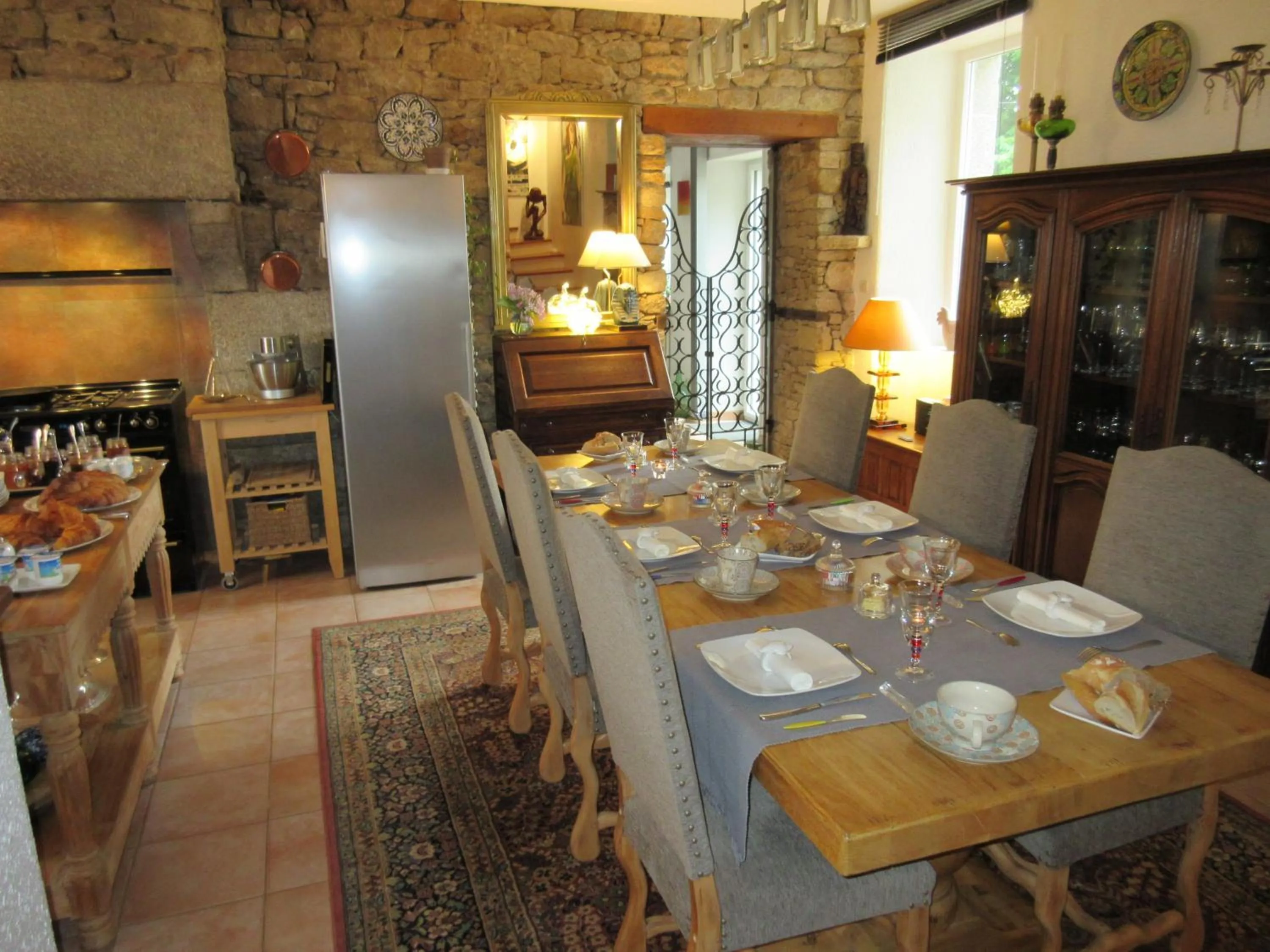 Continental breakfast in Le Vieux Couvent & SPA