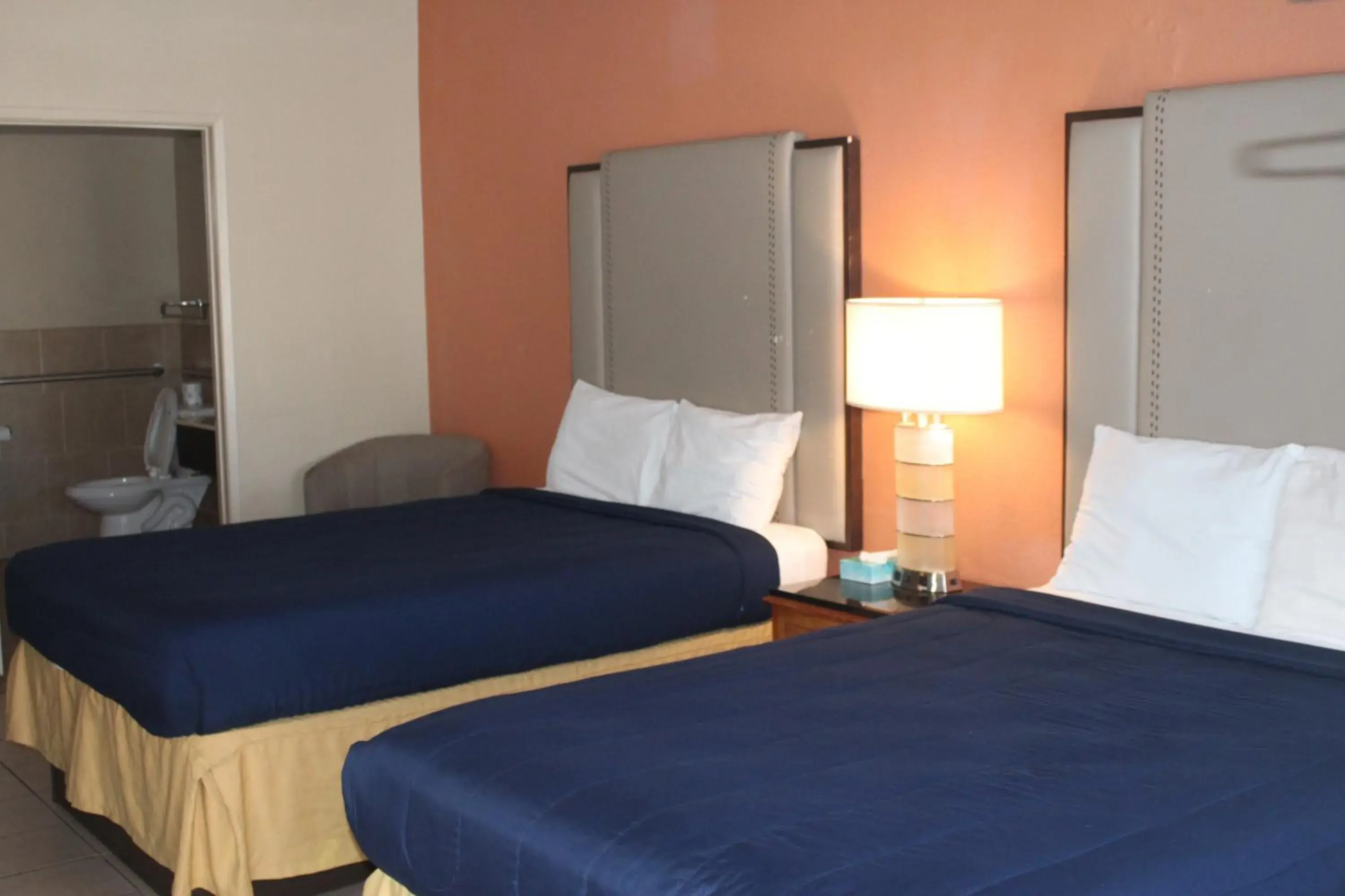 Double Room with Two Double Beds - Mobility Access/Non-Smoking in Travelodge by Wyndham Blythe Double Room with Two Double Beds - Mobility Access/Non-Smoking in Travelodge by Wyndham Blythe