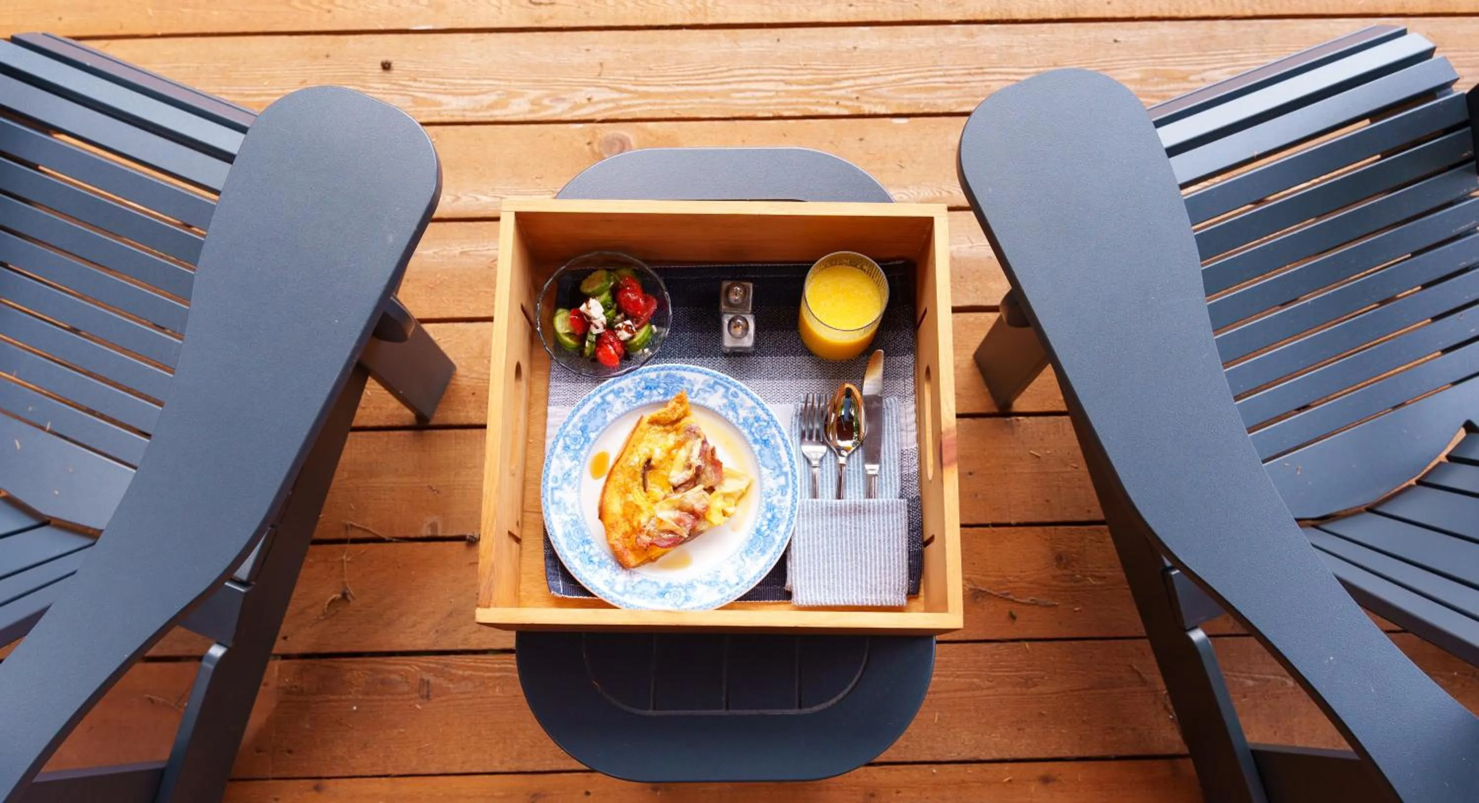 Breakfast in Snug Harbour Inn