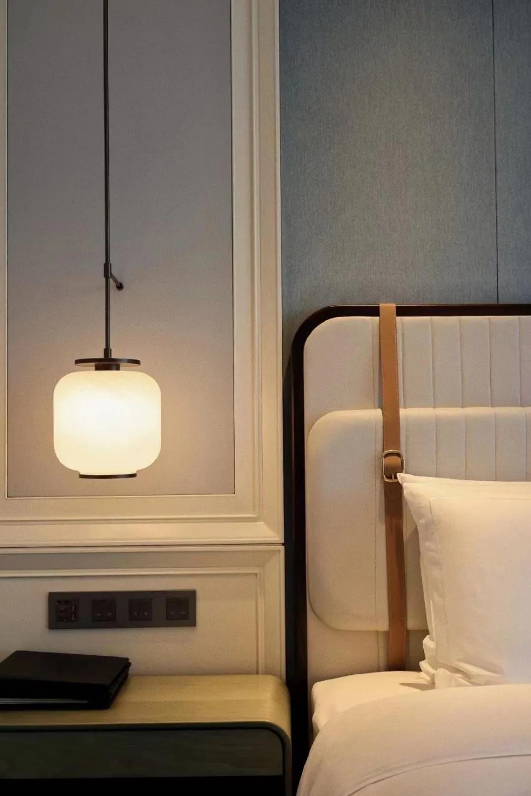 room service, Bed in Yuehua Hotel Xiamen Seaside Hotel