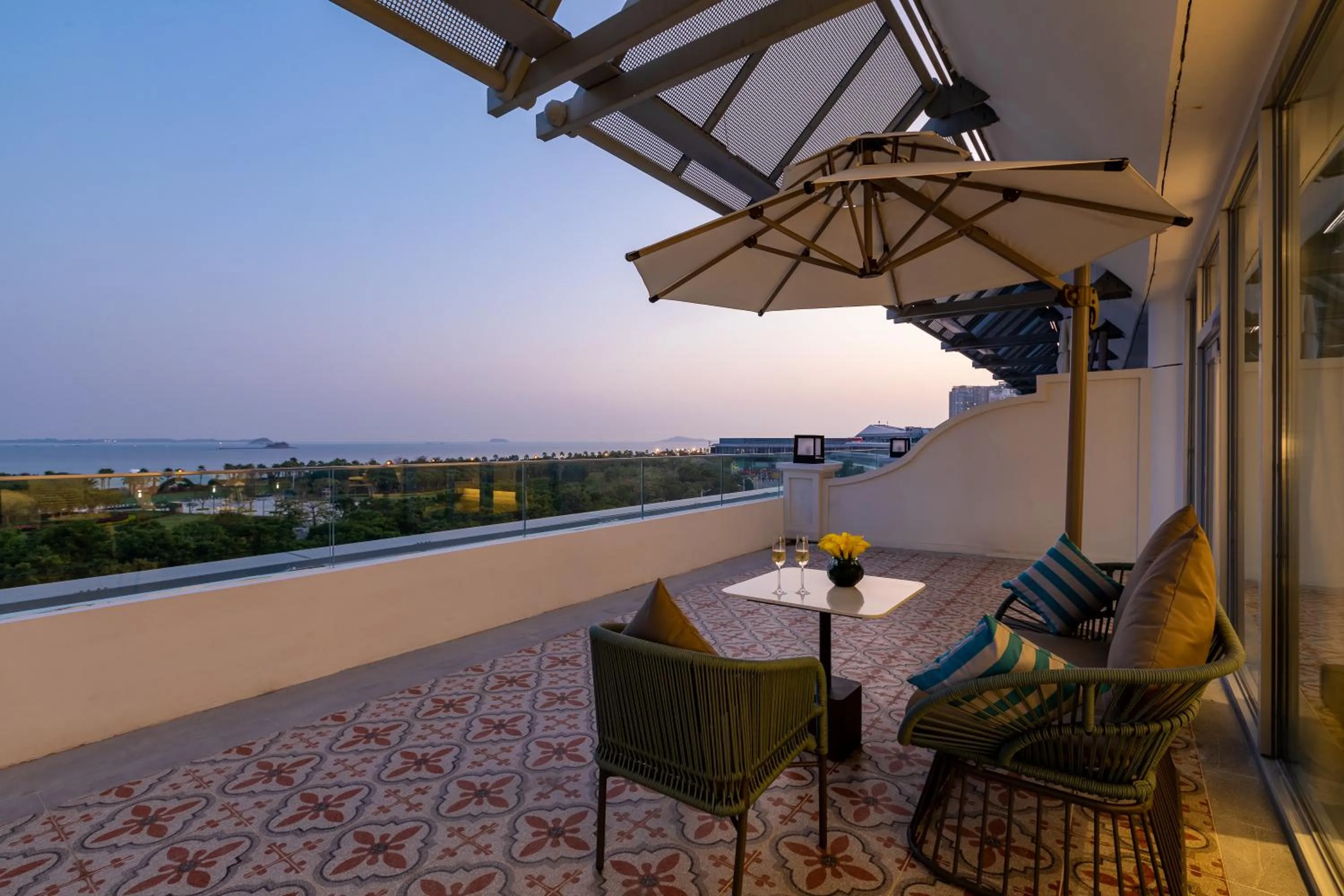 Balcony/Terrace in Yuehua Hotel Xiamen Seaside Hotel