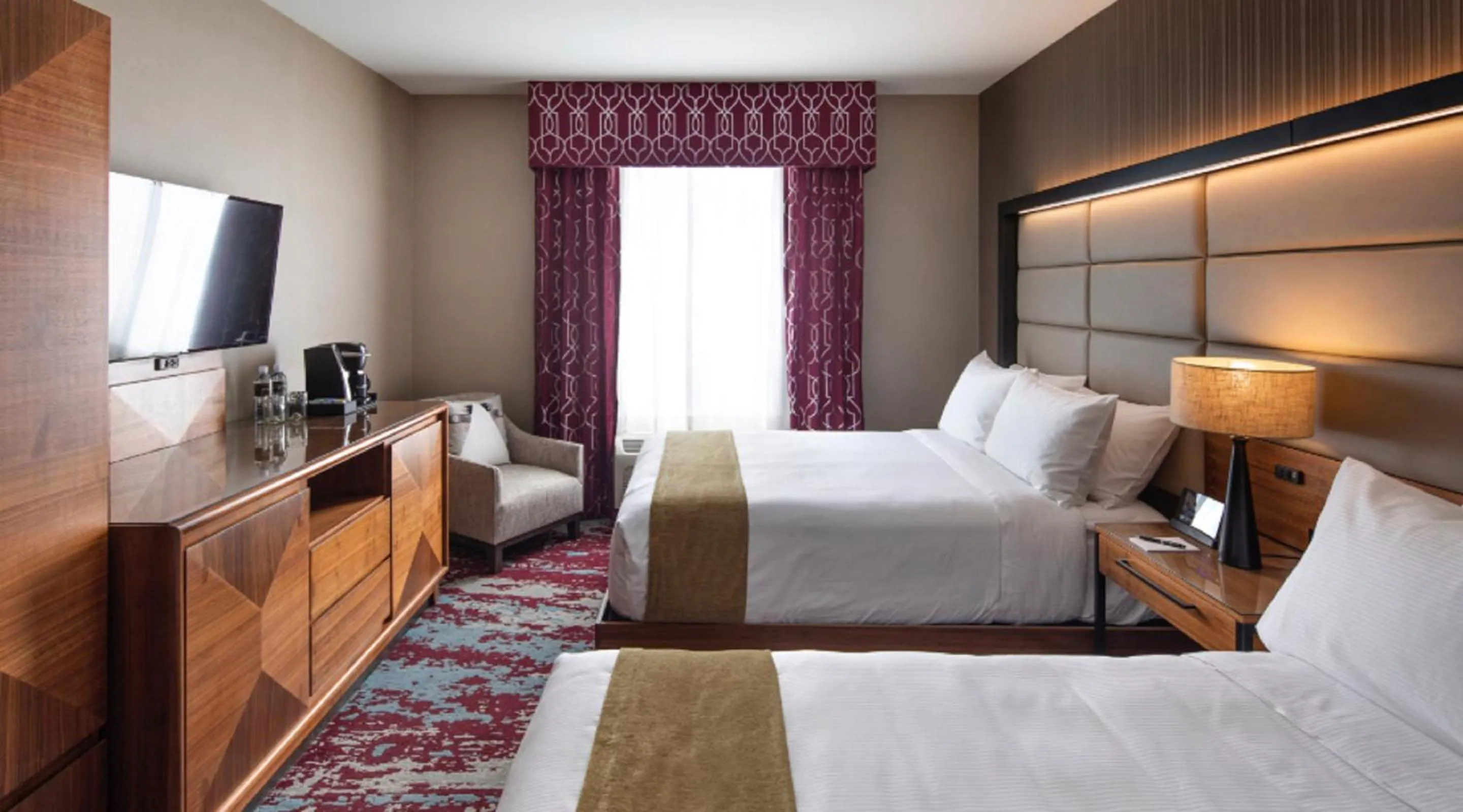 Bed in Bear Springs Hotel