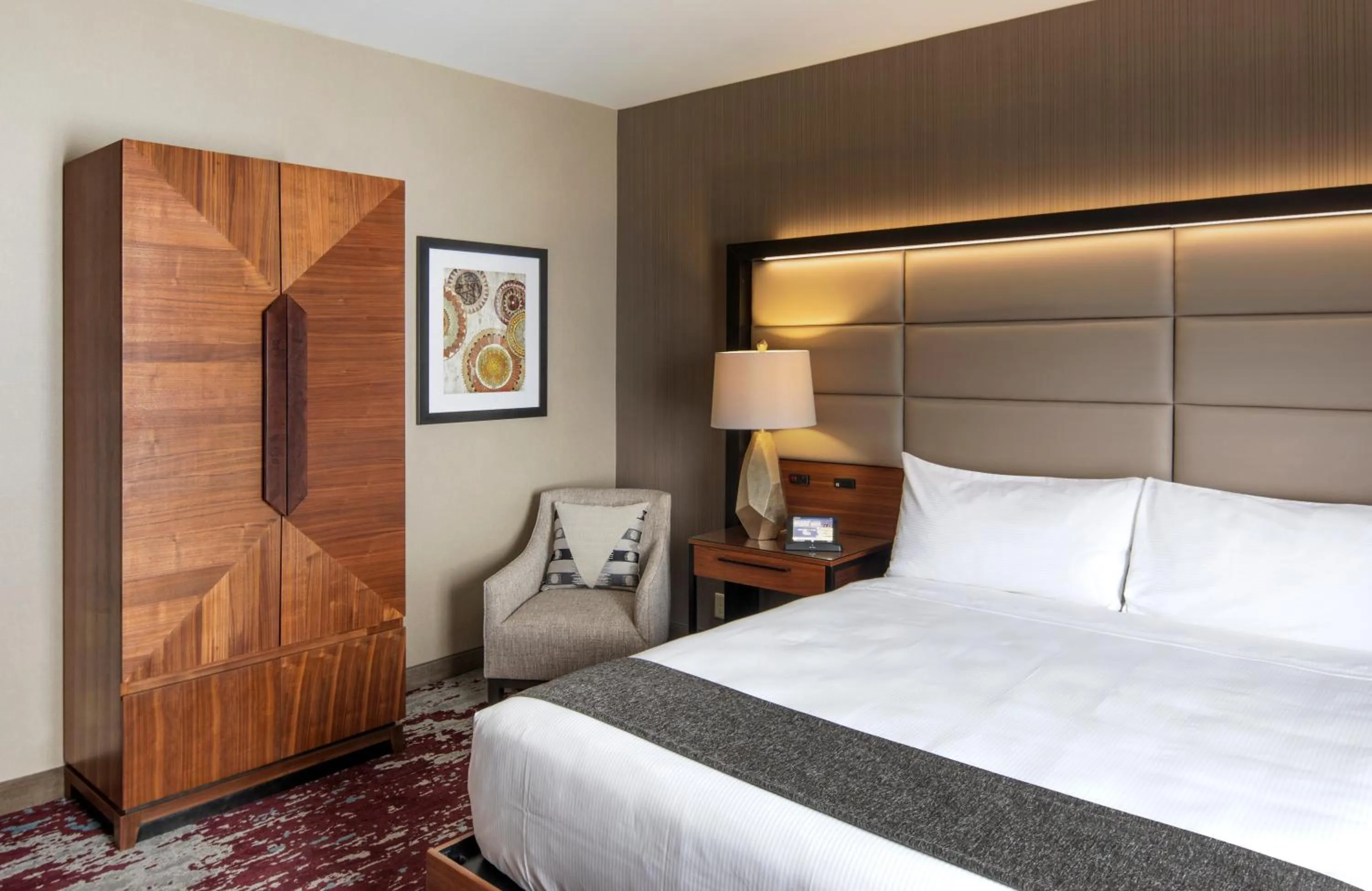 Bed in Bear Springs Hotel