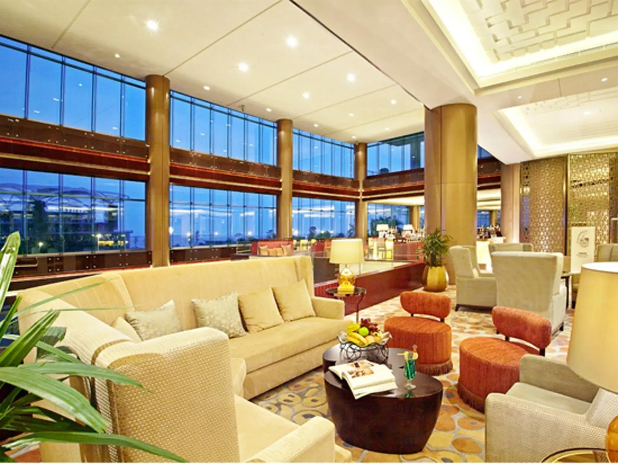 Seating area in Xiamen International Conference Center Hotel Prime Seaview Hotel Seating area in Xiamen International Conference Center Hotel Prime Seaview Hotel