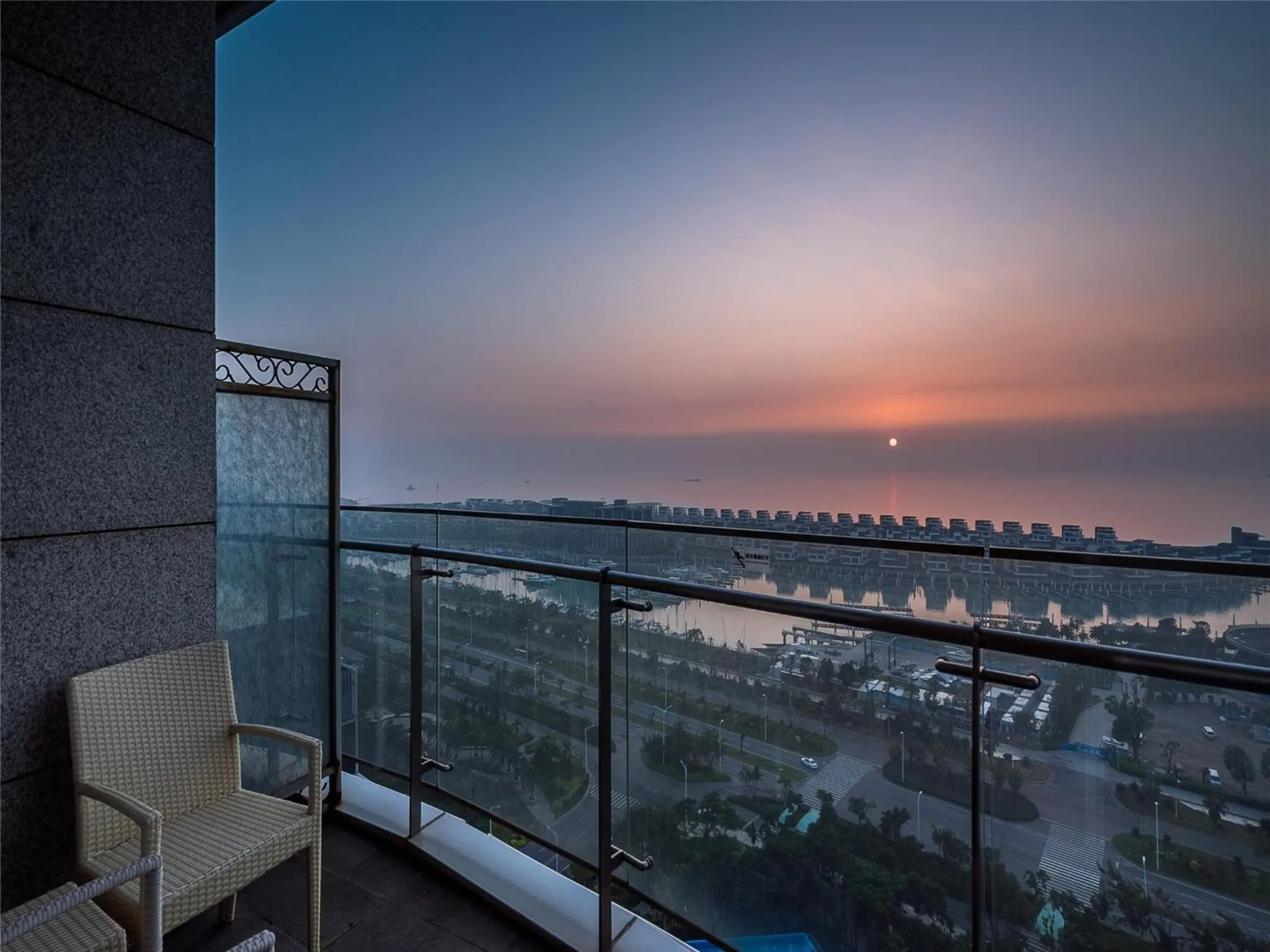 Balcony/Terrace in Xiamen International Conference Center Hotel Prime Seaview Hotel