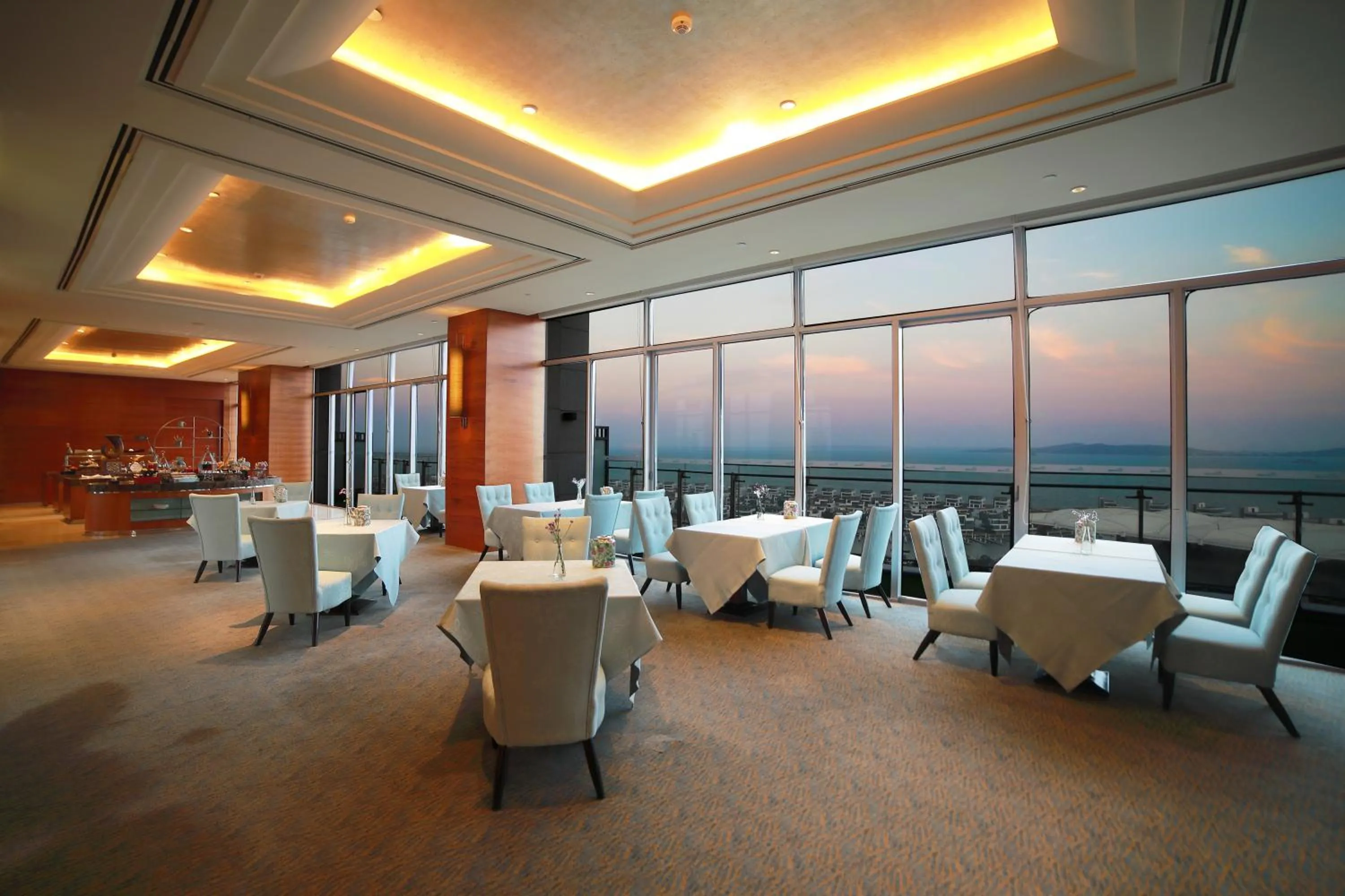 Restaurant/places to eat in Xiamen International Conference Center Hotel Prime Seaview Hotel